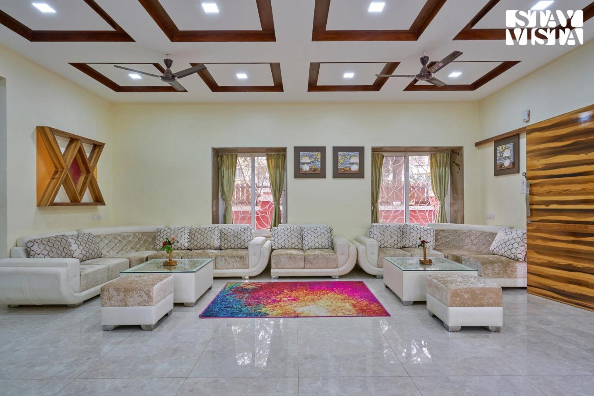Stayvista's Tableland Vista - Hill-view Haven With Jacuzzi & Terrace Villa