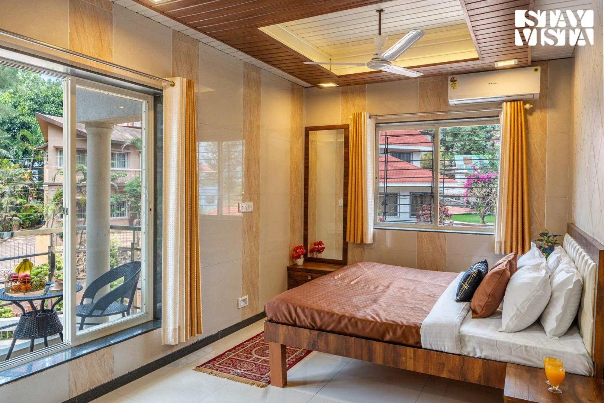 Hillside Crest Villa