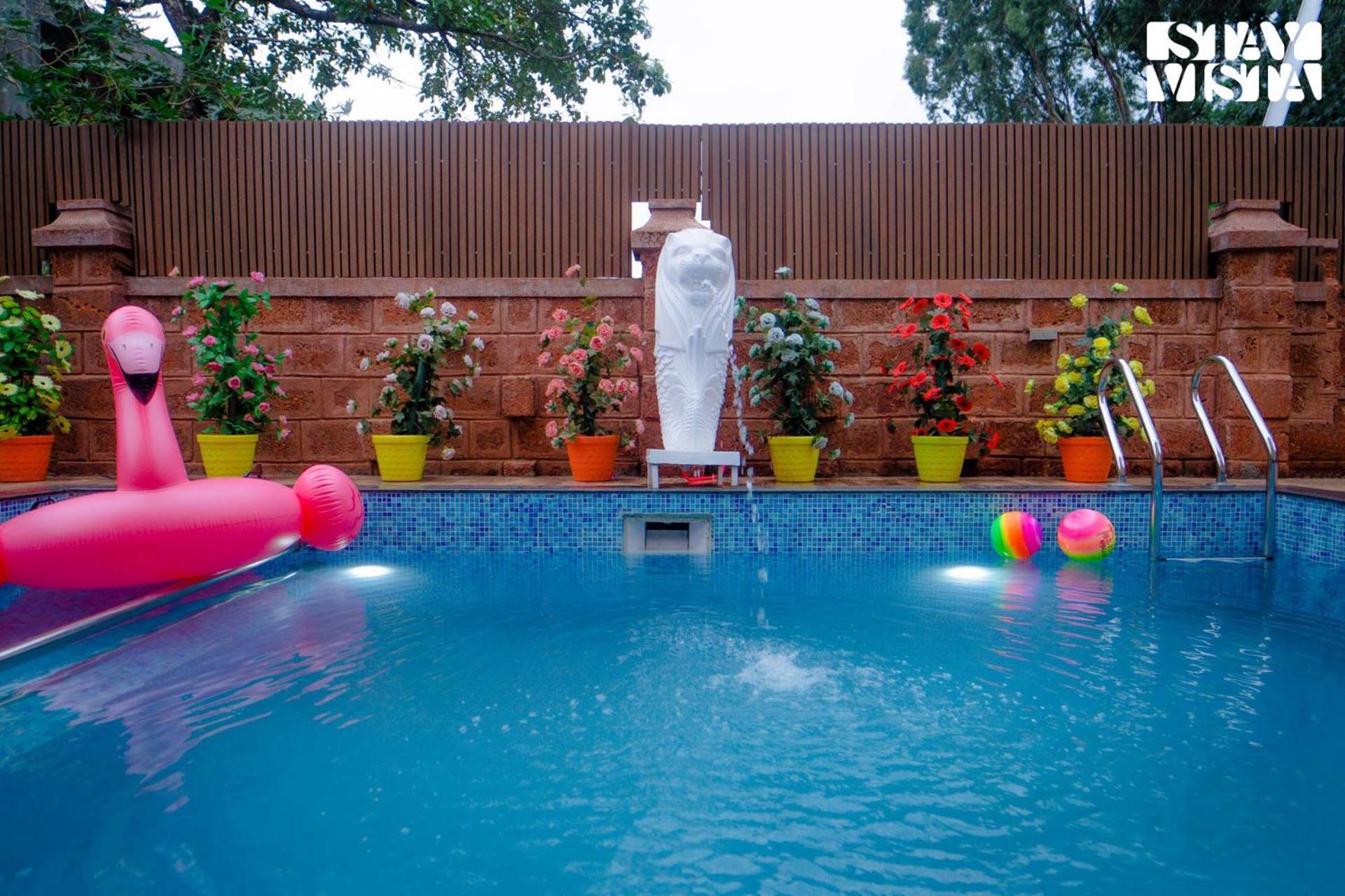 Villa Stayvista's Tableland Vista - Hill-view Haven With Jacuzzi & Terrace Panchgani