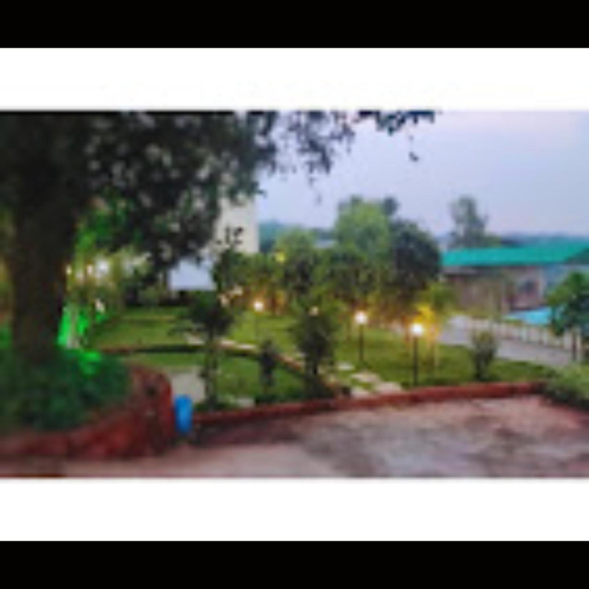 Strawberry County Hotel 3*