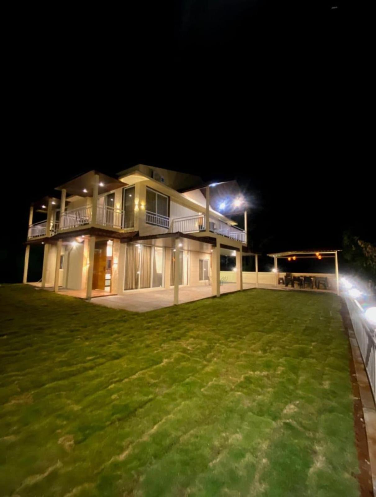 Mirage Luxurious Valley View With Huge Lawn Area * Panchgani