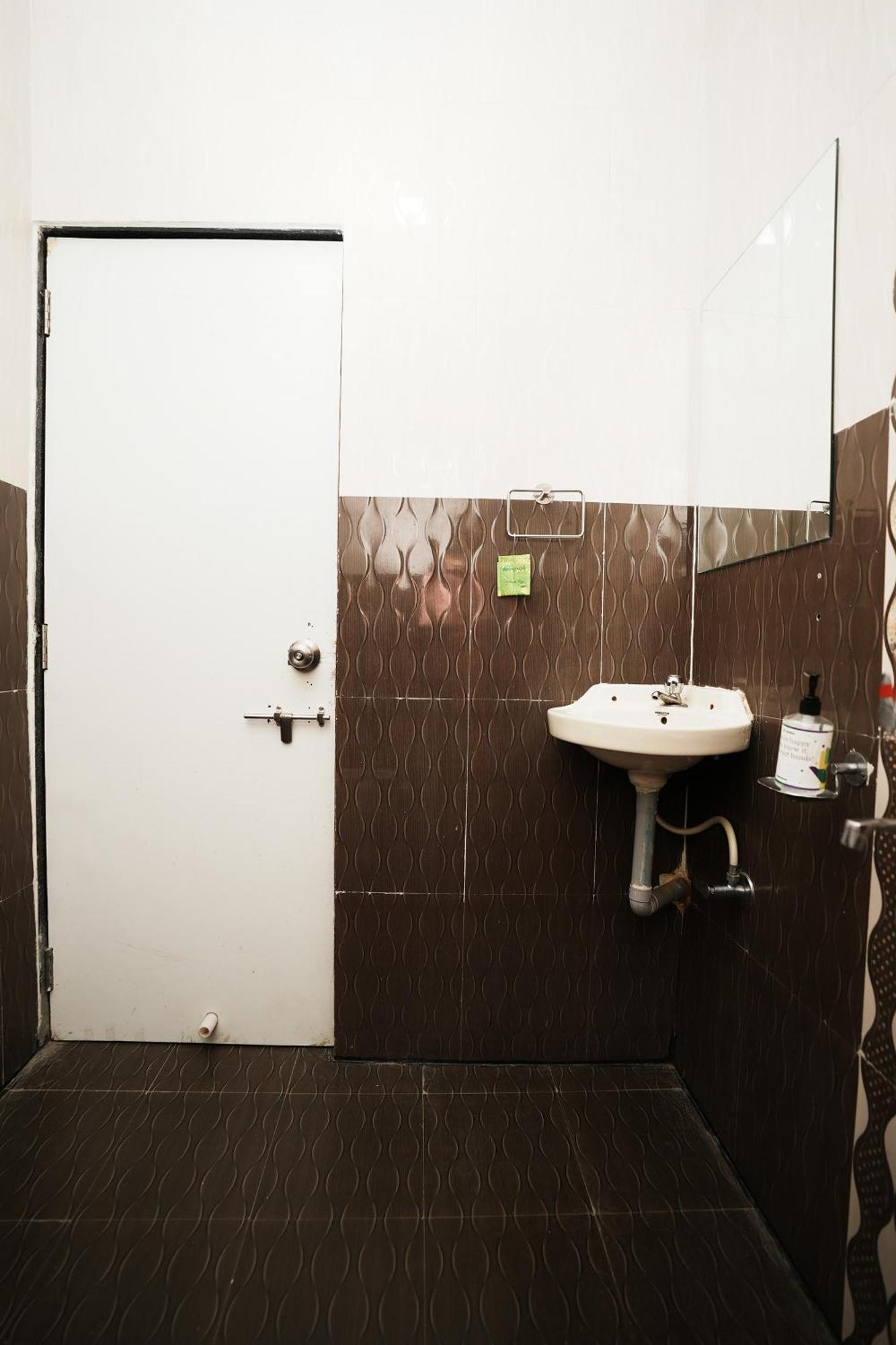 Hotel Kaizen & Resto 2*