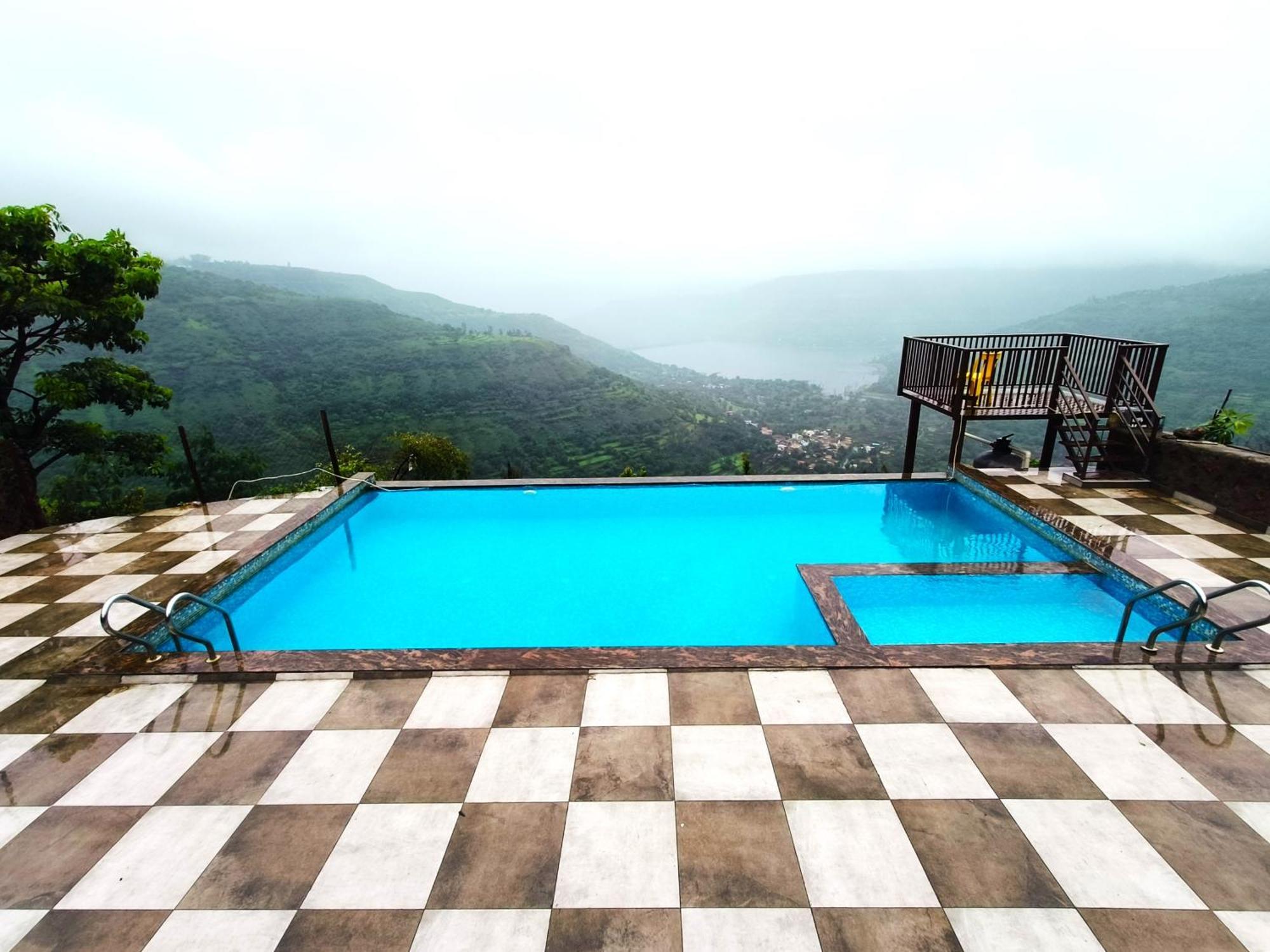 Holiday home Vinayaka - Infinity Pool And Breathtaking Valley View Panchgani