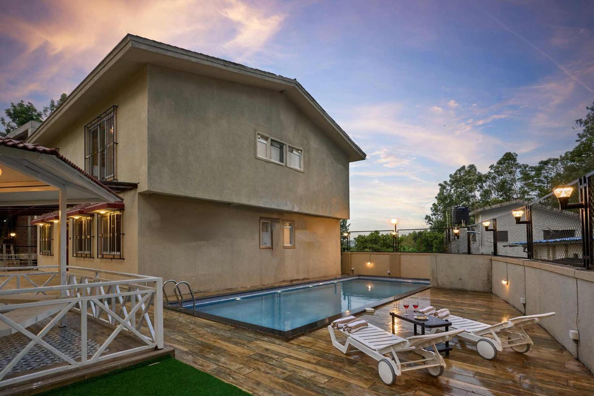 Villa Elegant Escapes With Swimming Pool, Lawn & Bonfire At By Stayvista *