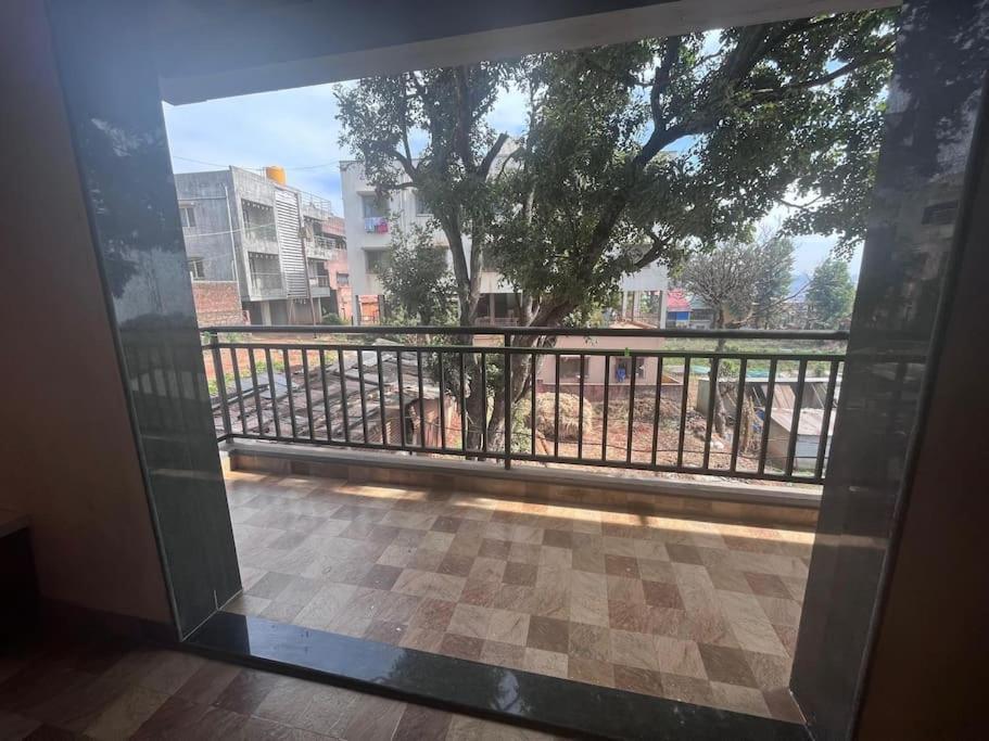 Apartment 2 Bhk Hilltop Haven *