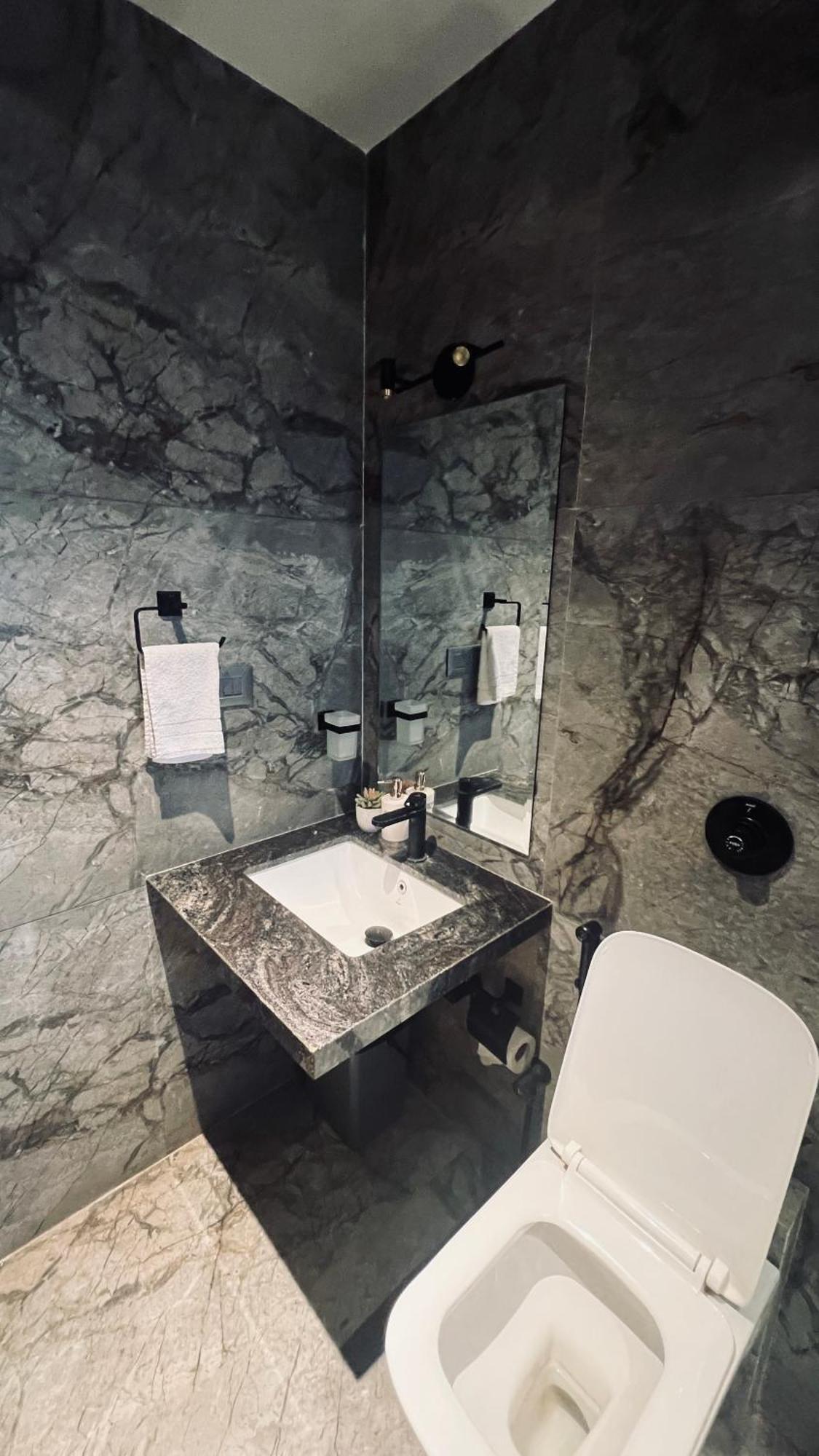 Hotel Jumbo Serene 3*