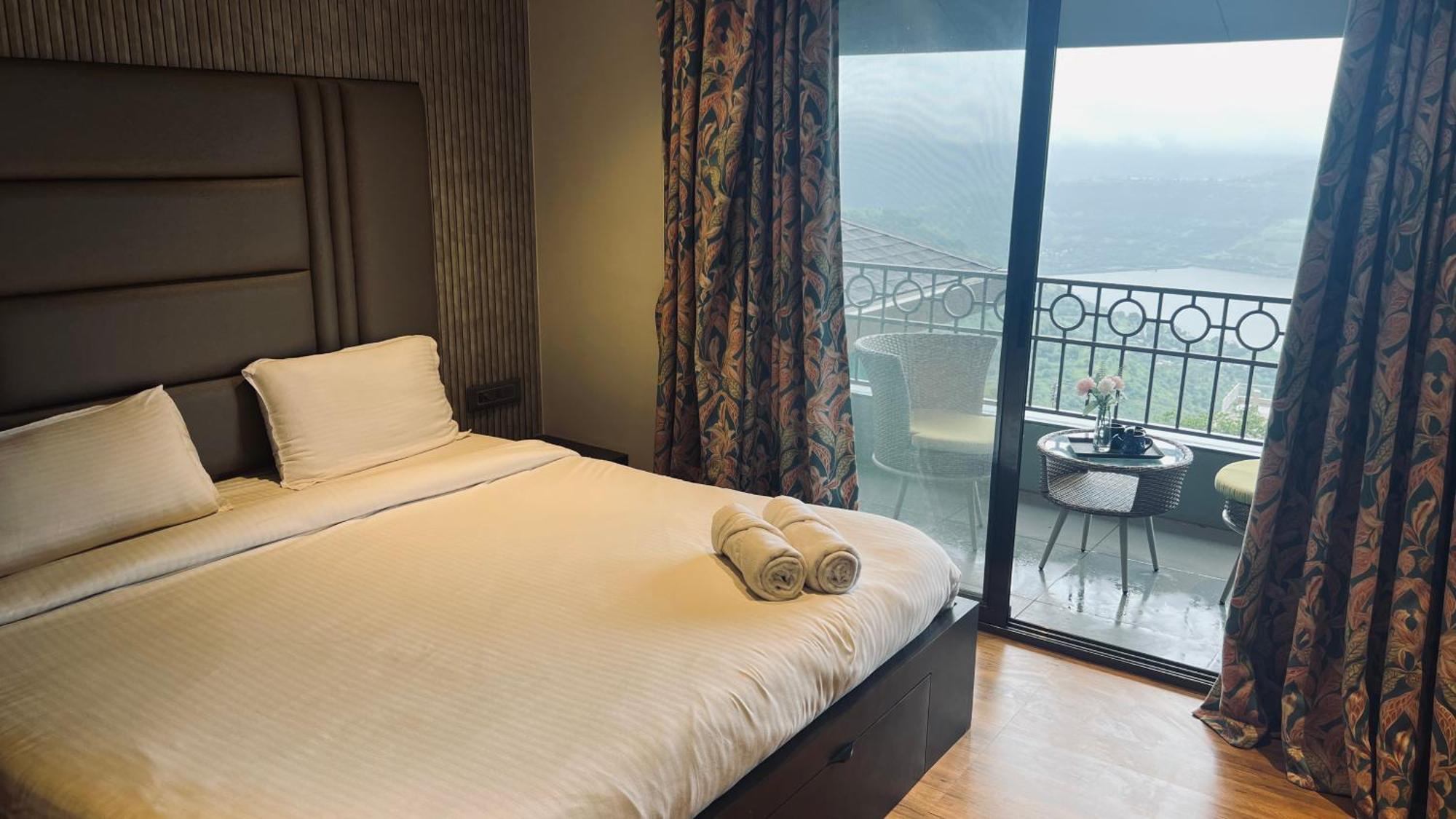 Hotel Jumbo Serene