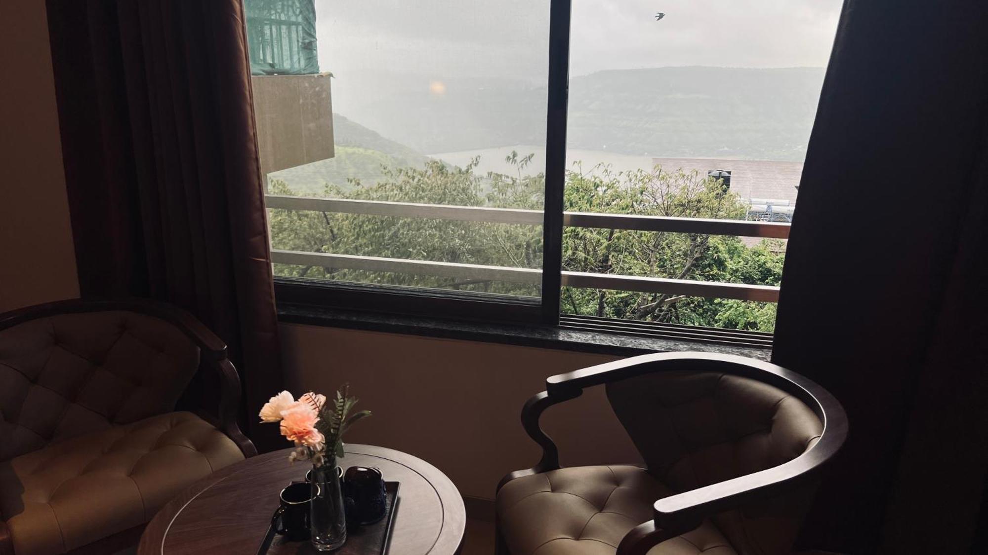 Hotel Jumbo Serene