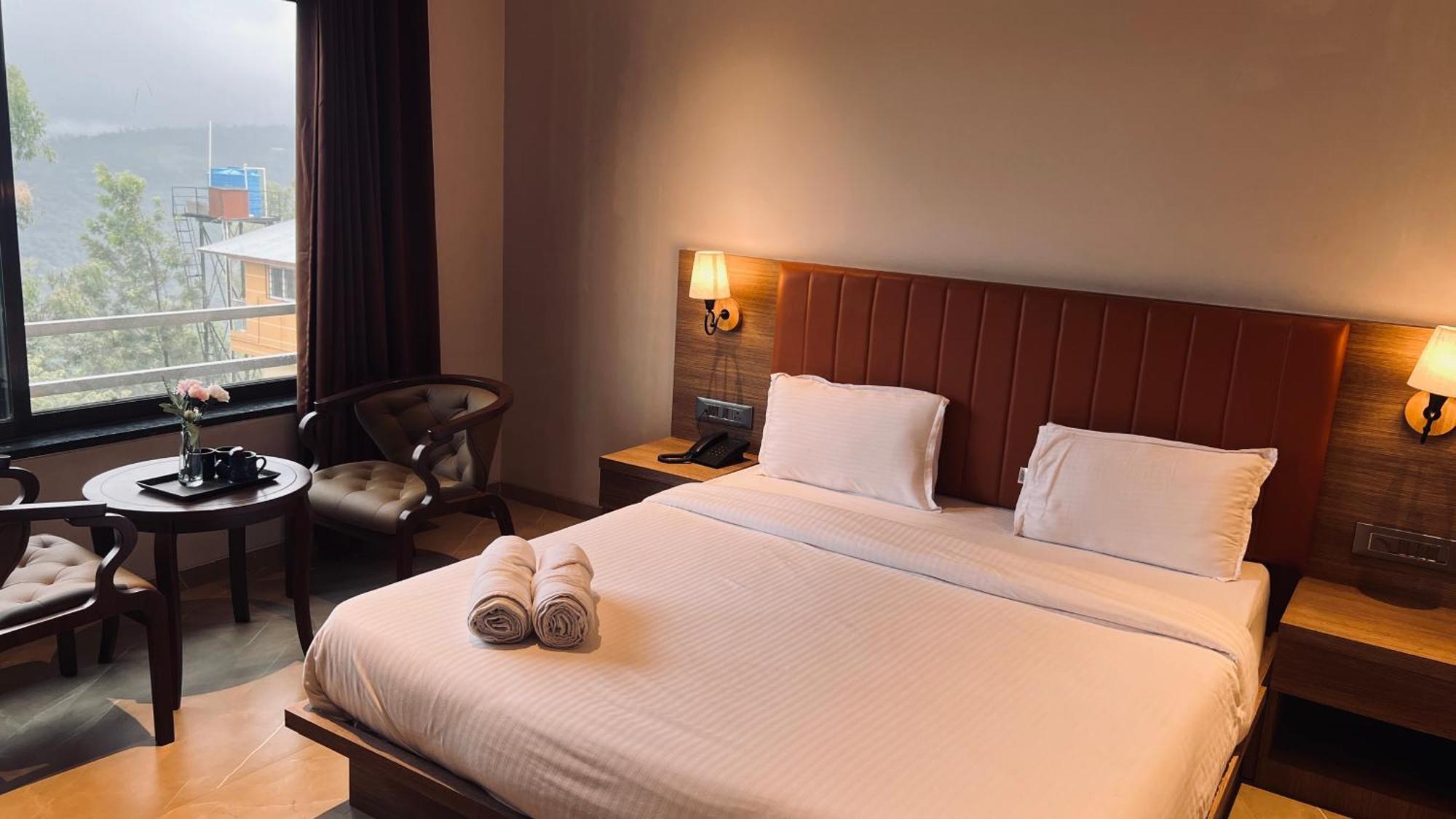 Hotel Jumbo Serene