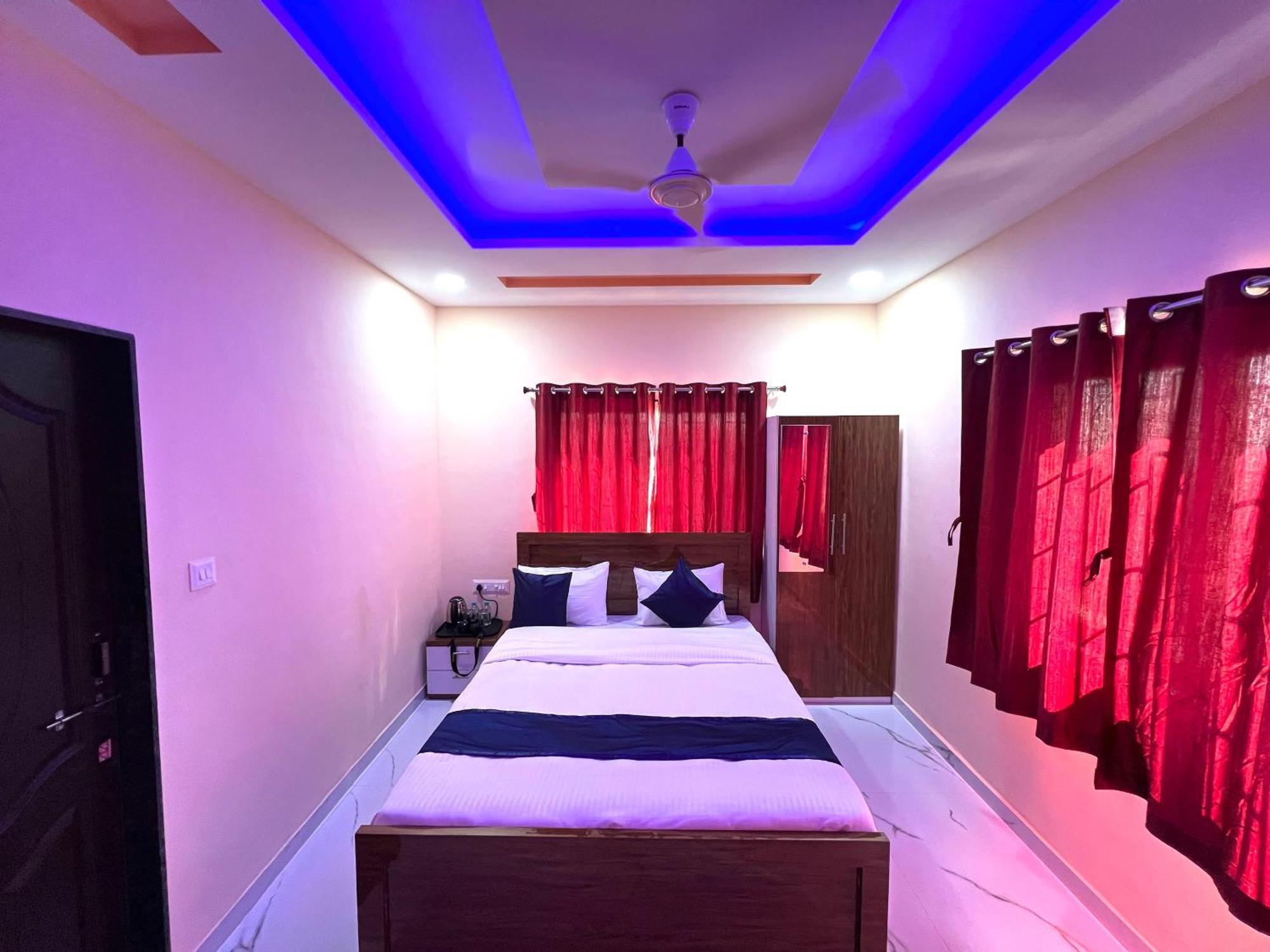 Hotel The Serenity 3*