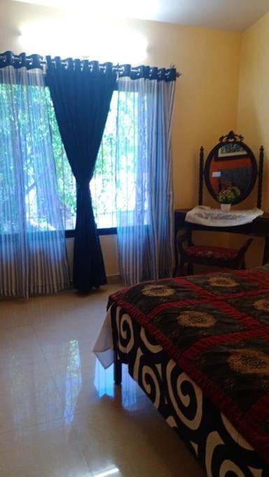 Skyline Free Parking On Premises Villa