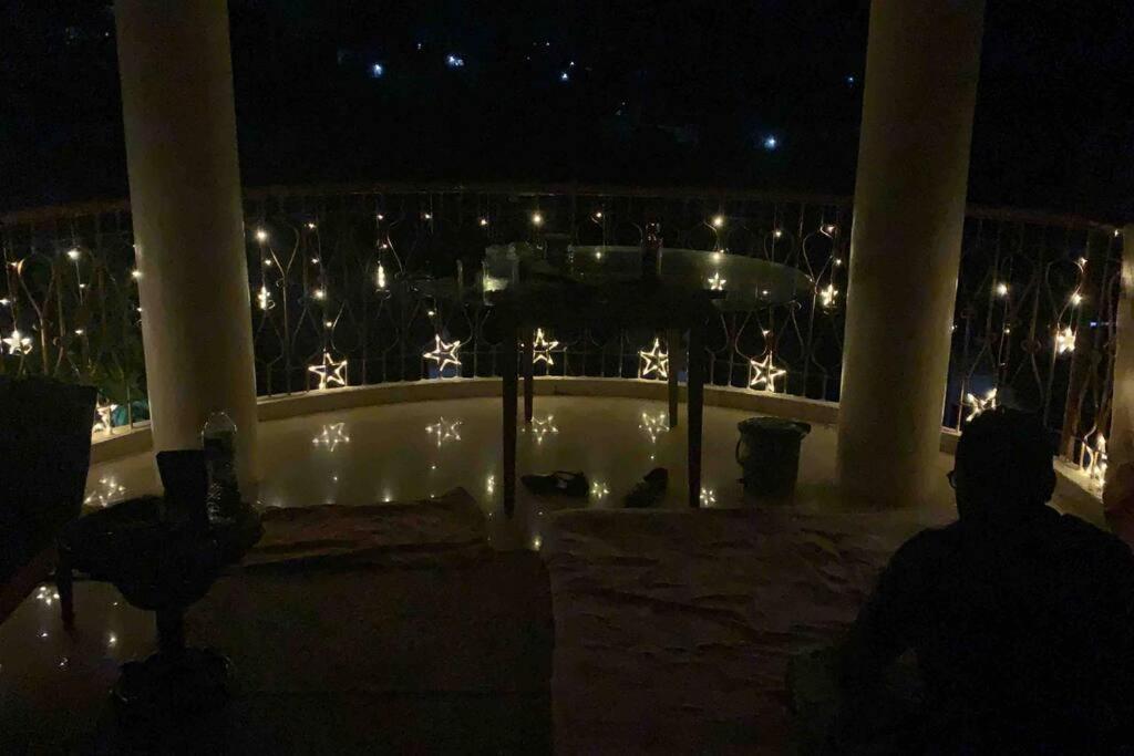 Villa Skyline Free Parking On Premises *