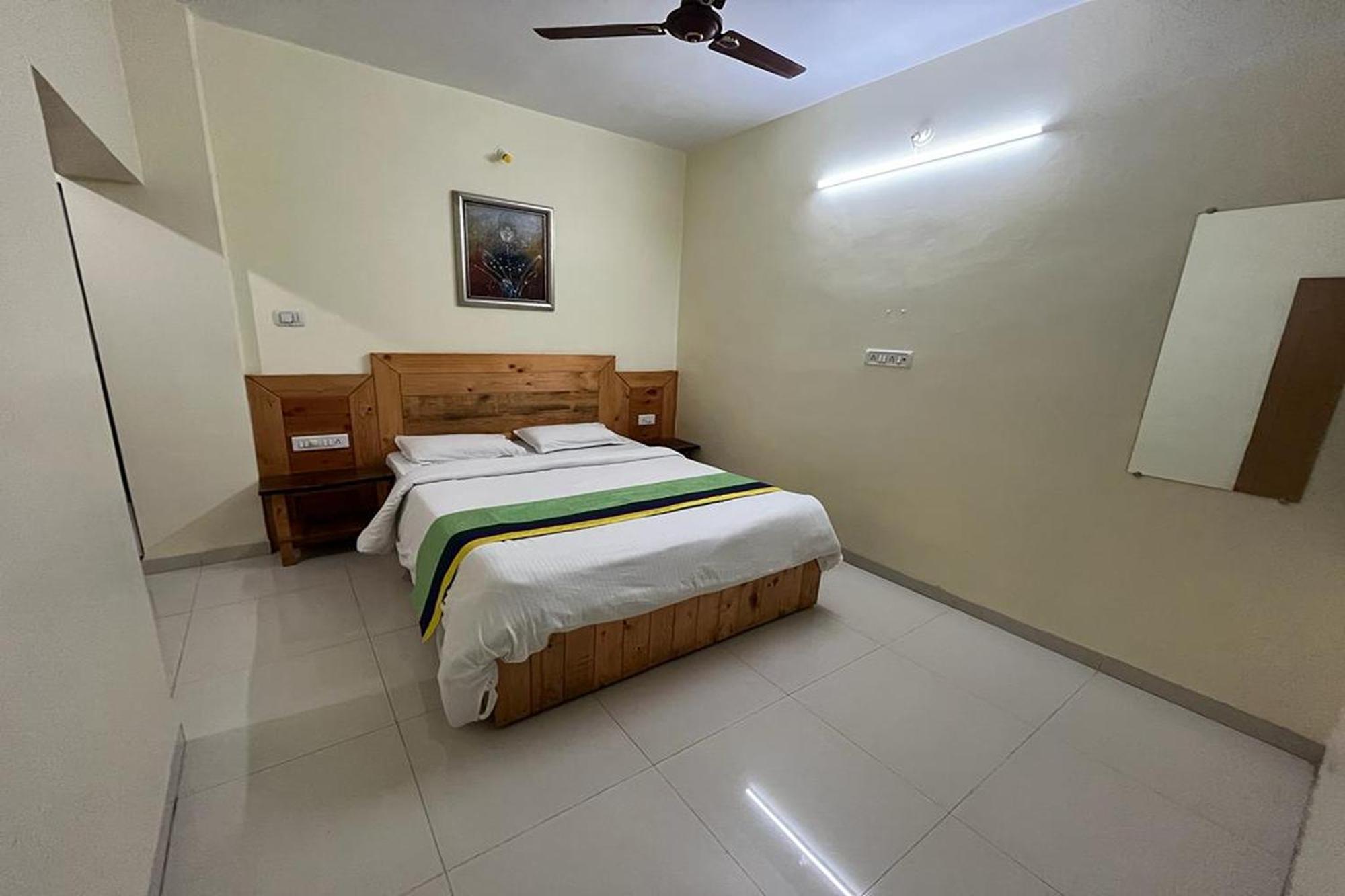 Villa Savitri Panchgani