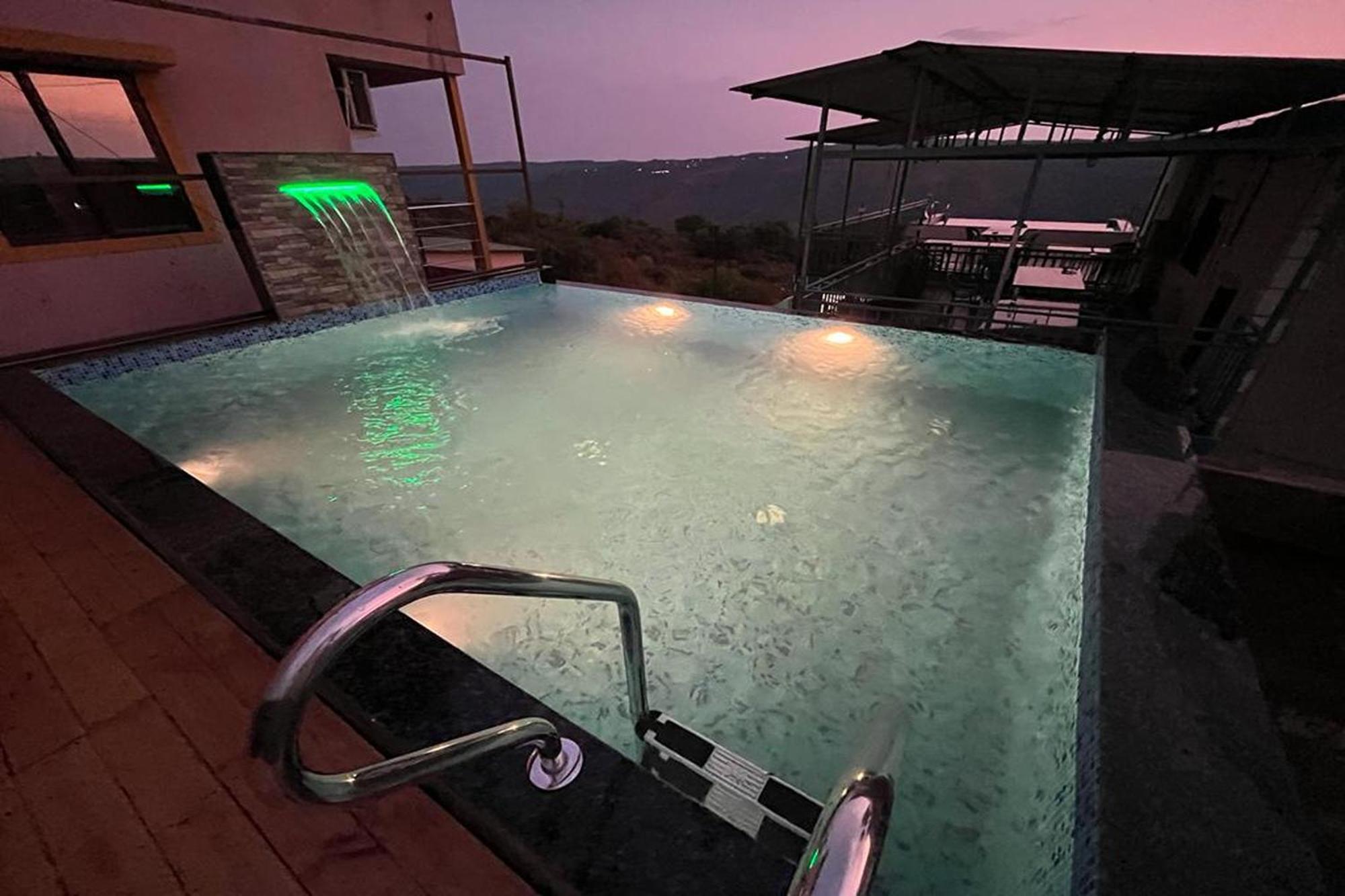 Savitri Villa Panchgani