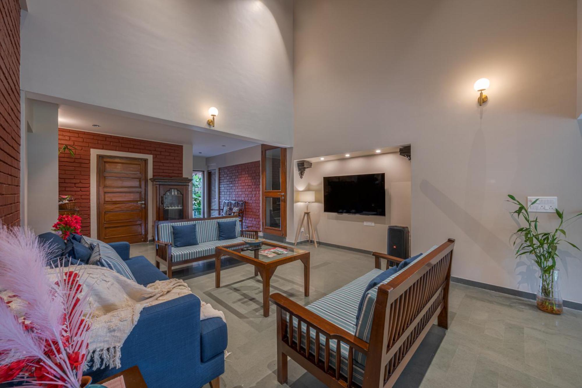 Saffronstays Red Brick House, - Rustic With Huge Lawn And Terrace Villa Panchgani