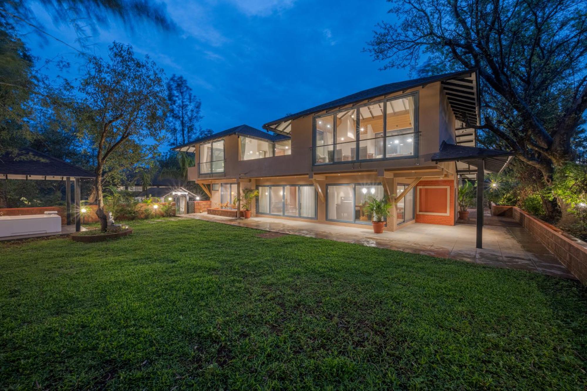 Saffronstays Red Brick House, - Rustic With Huge Lawn And Terrace Panchgani