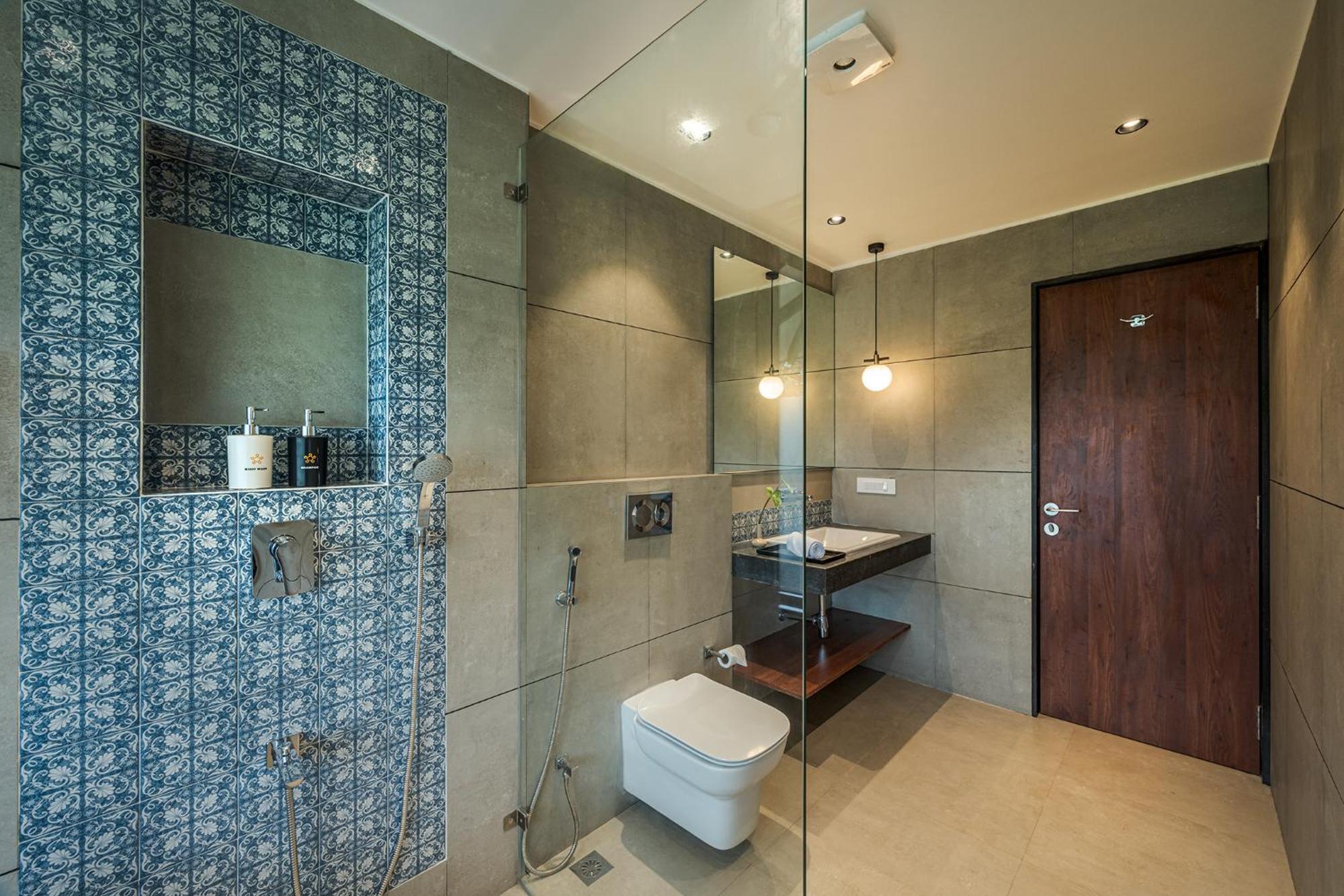 Villa Saffronstays The Glass Grove
