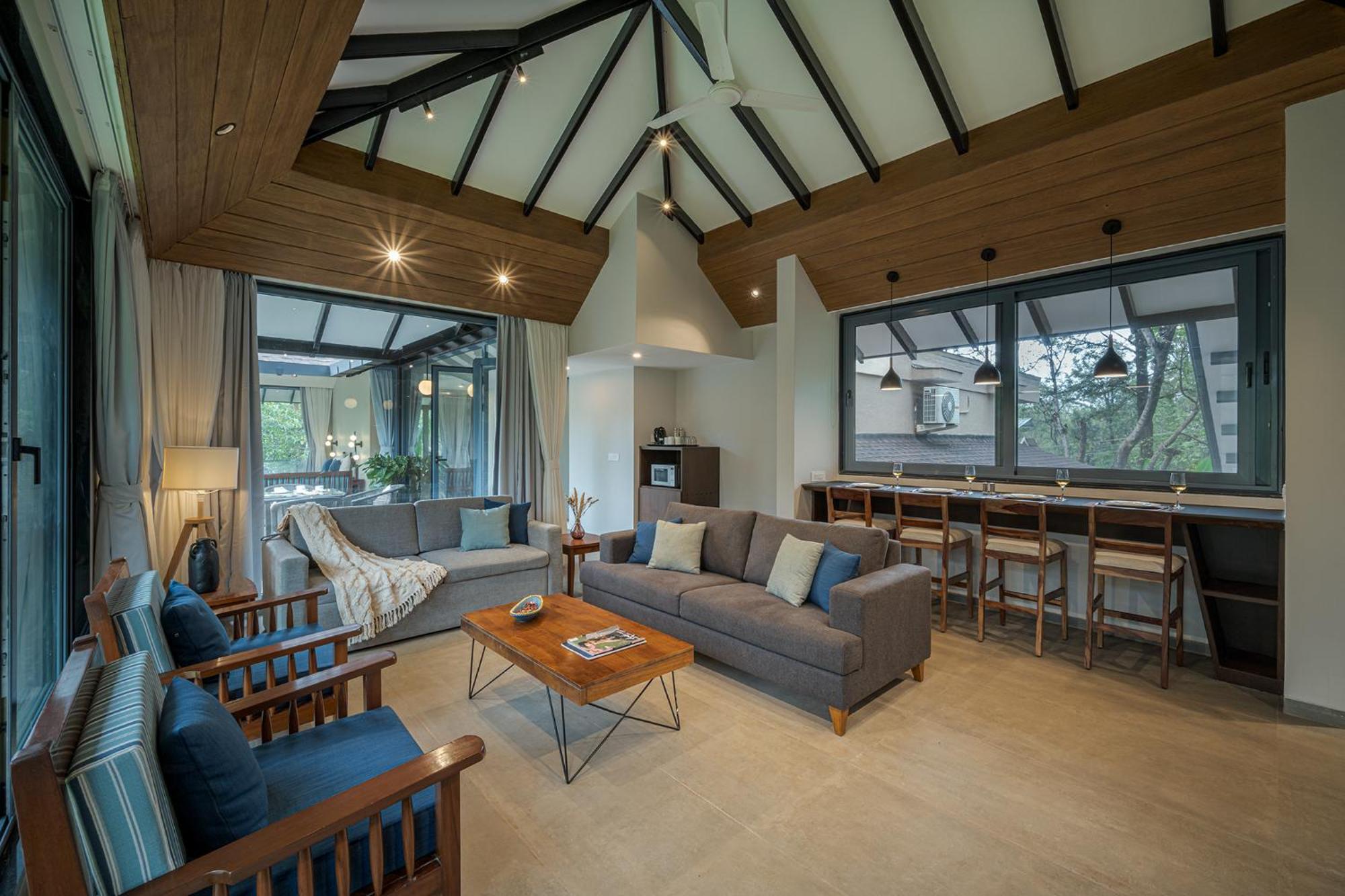 Saffronstays The Glass Grove *