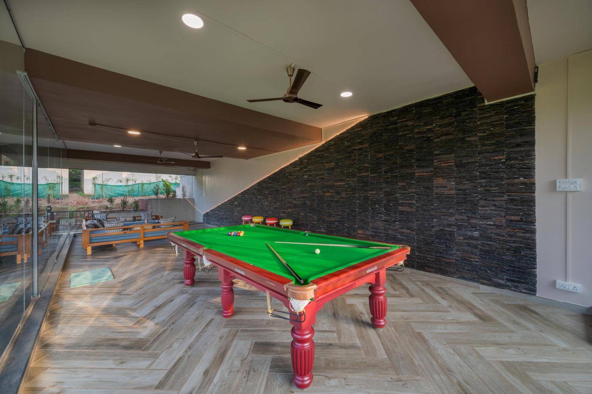 Villa Saffronstays Skyfall