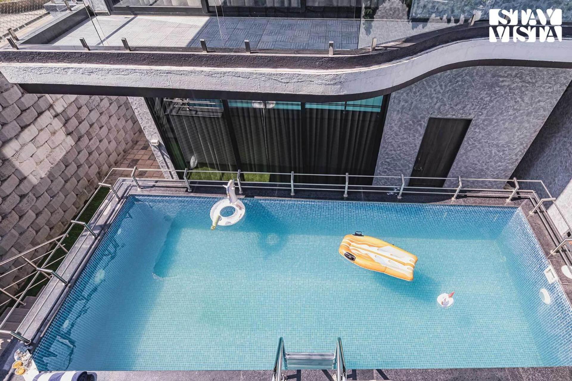 Villa Stayvista At Grande Prima - Pool, Theatre & Bbq *