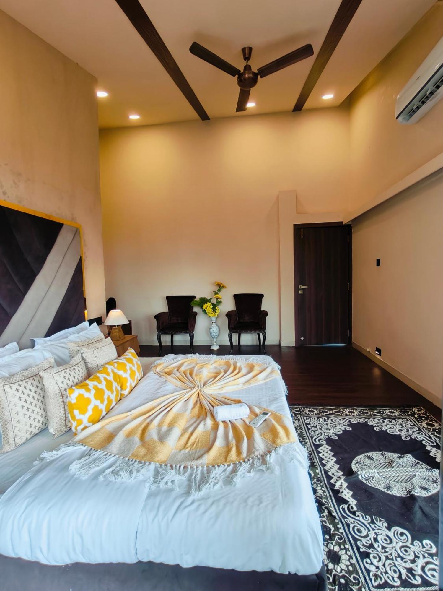 Lifeline Villas - Mirage Valley View Luxurious Villa With Table Land View