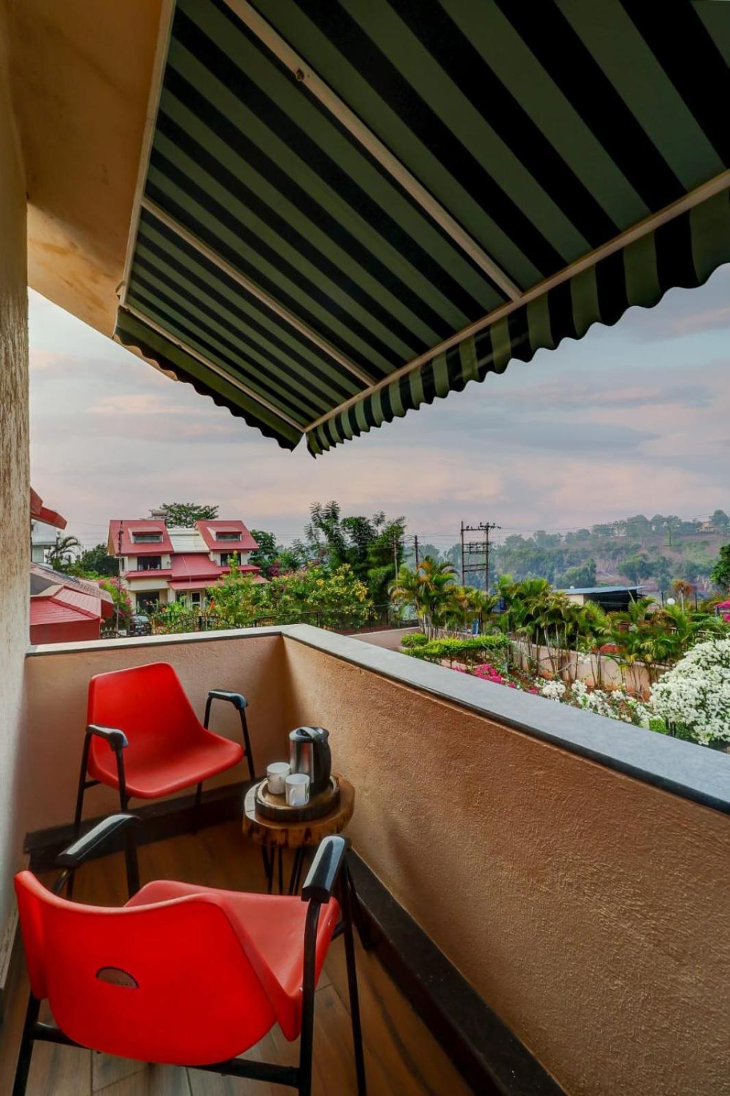 Hidden Paradise Hotel