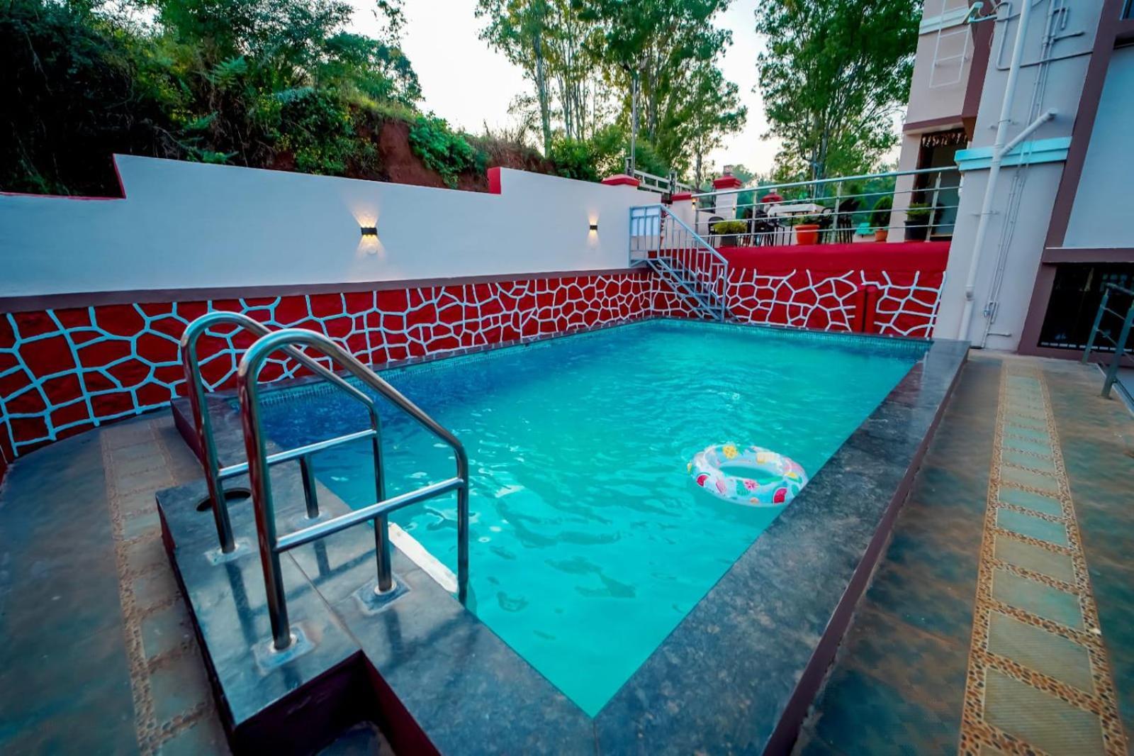 Villa Gold Nest Valley View 3bhk *