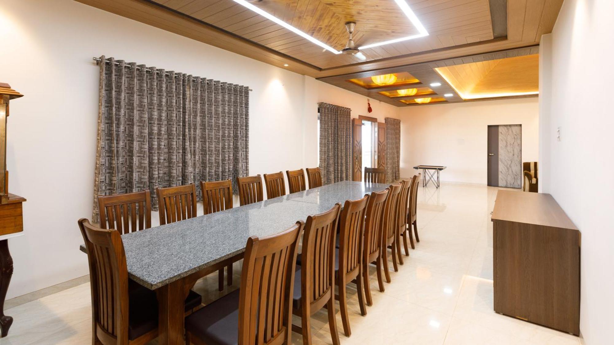 Serene Paradise 9 Bhk Villa *