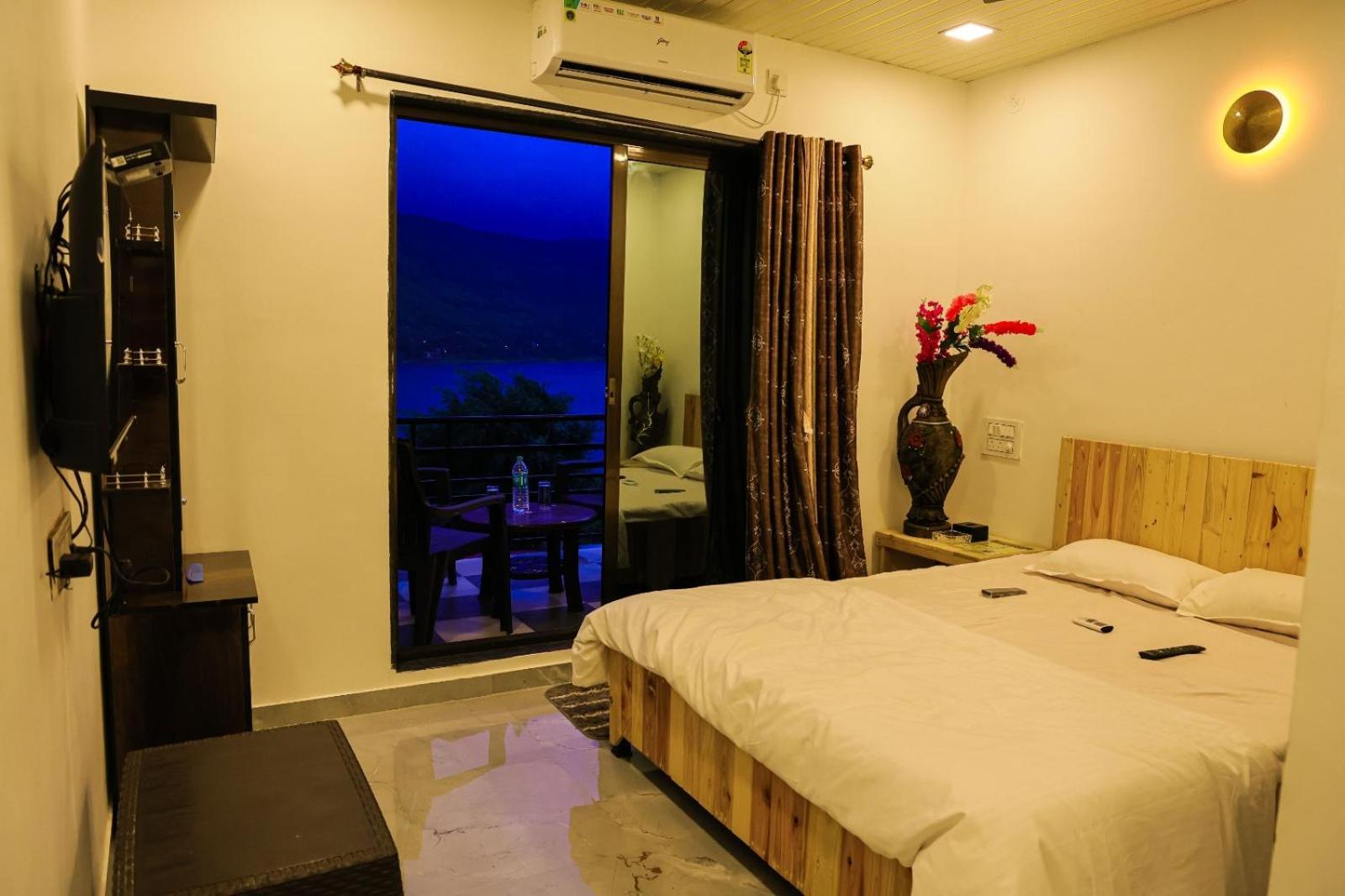 Resort Shivar Agro Tourism And Mahu Dam Panchgani