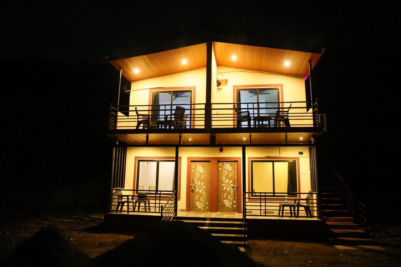Shivar Agro Tourism And Mahu Dam Resort