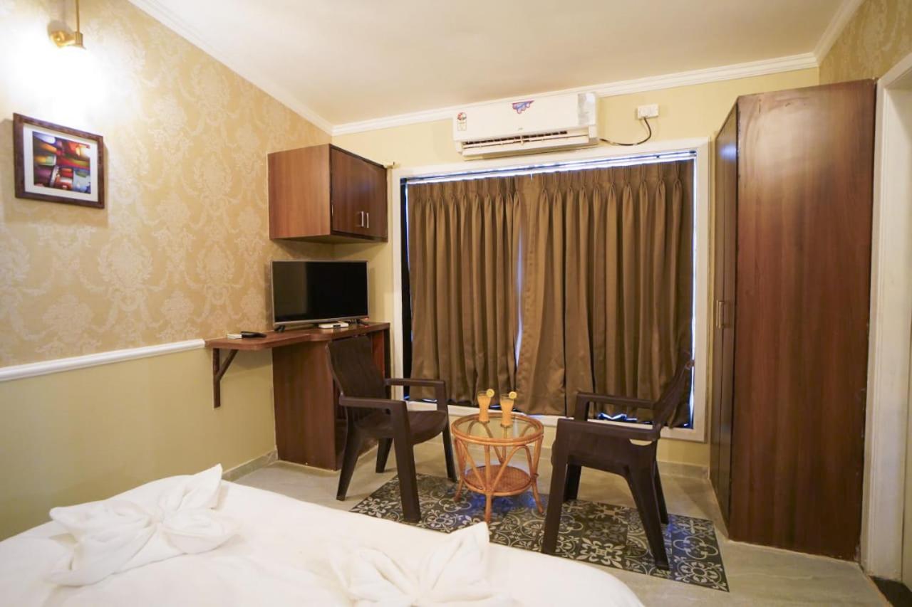 Umbrella In Apartment *