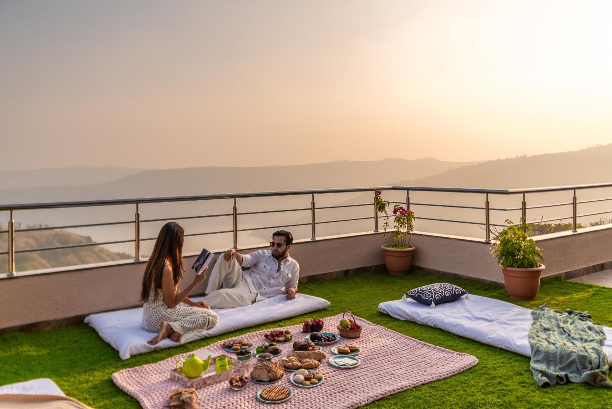 Thalaiva By Hillstayion Panchgani