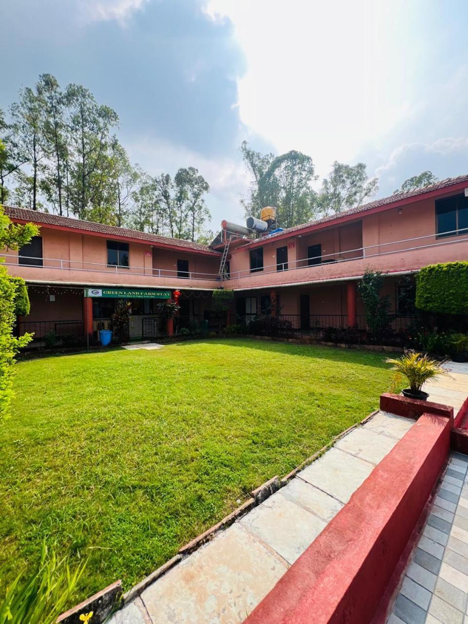 Samrat * Panchgani