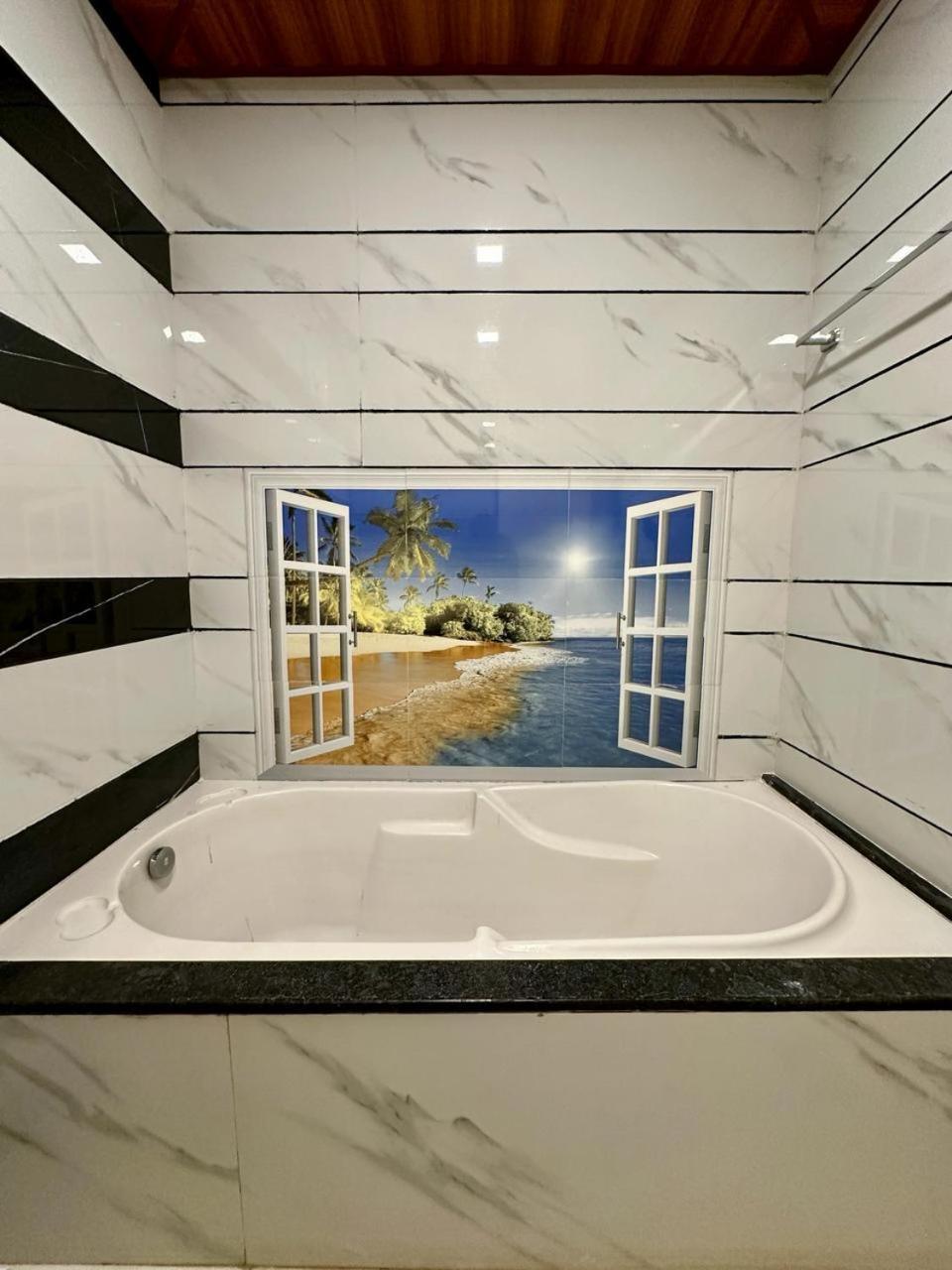 Hollywood Palace Hotel 3*