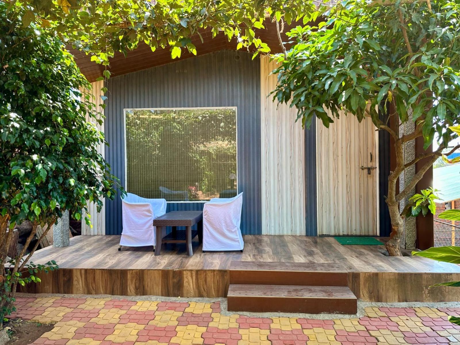 Hotel Hollywood Palace Panchgani