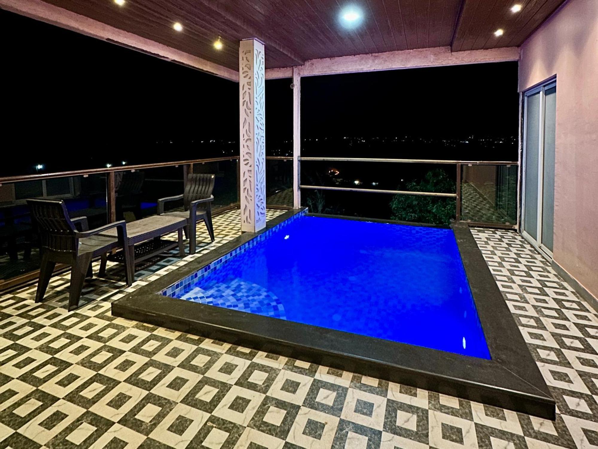 Hollywood Palace Hotel 3*