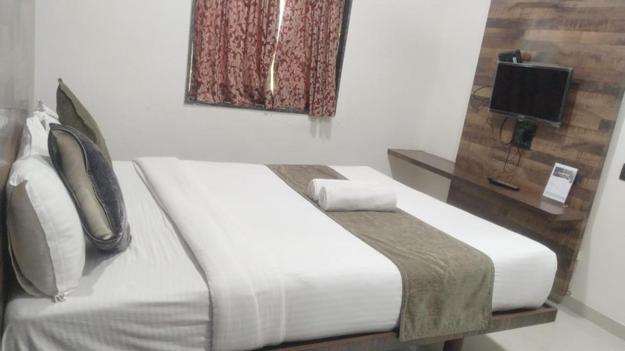 Hotel Om Palace Panchgani