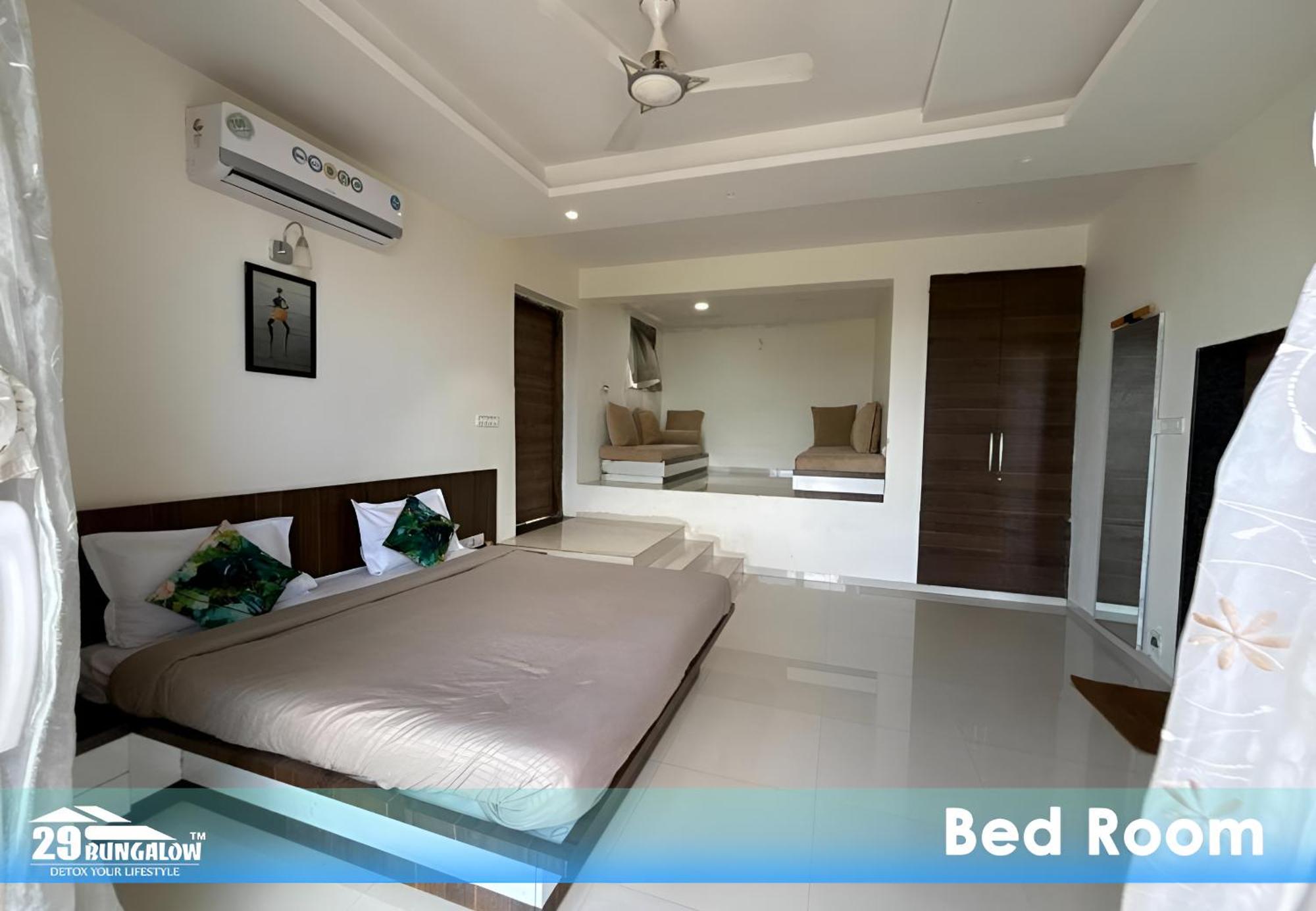 Hotel Hillview By 29