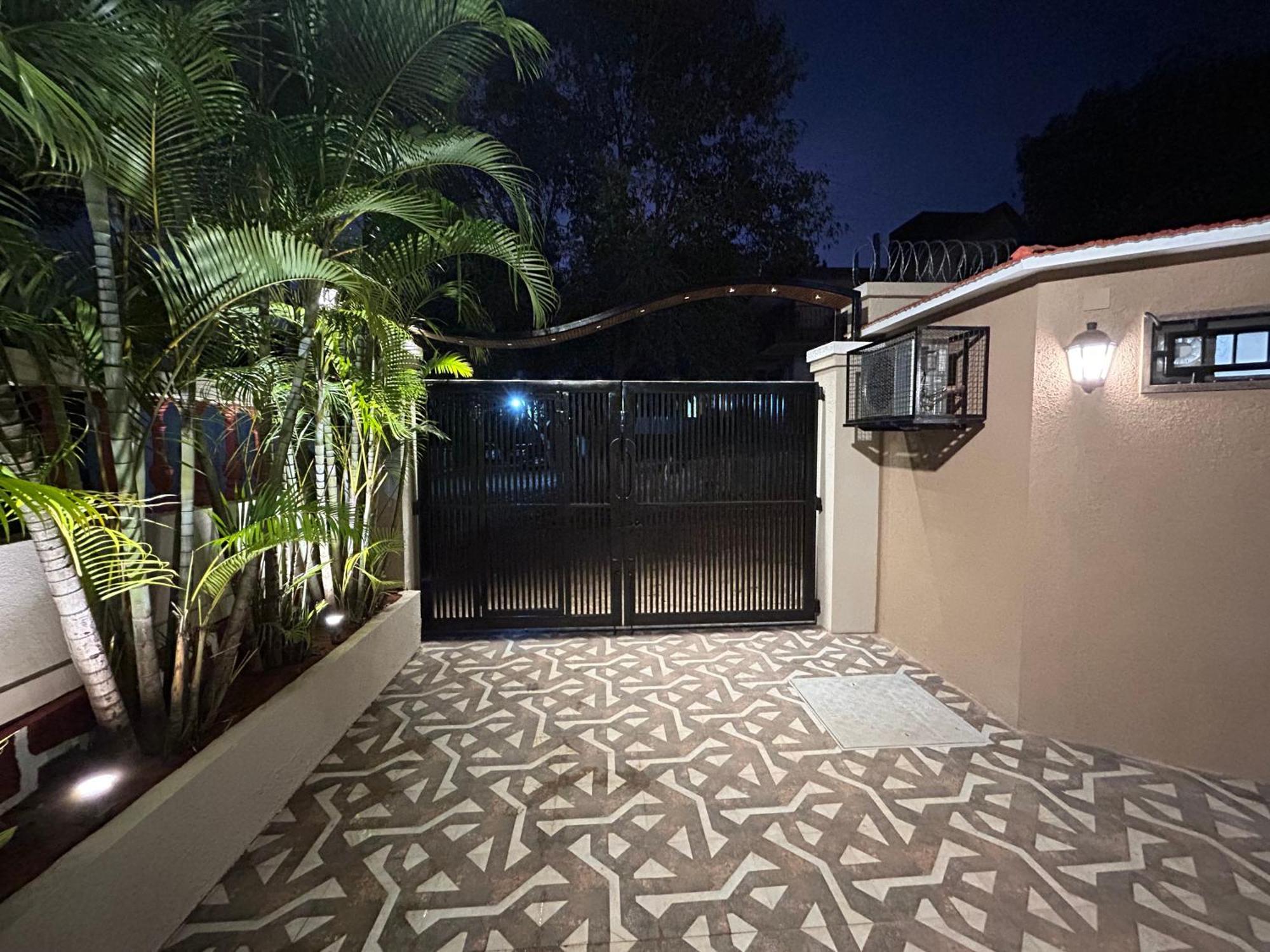 Al Barakah 5 Bhk Private Swimming Pool Villa Panchgani