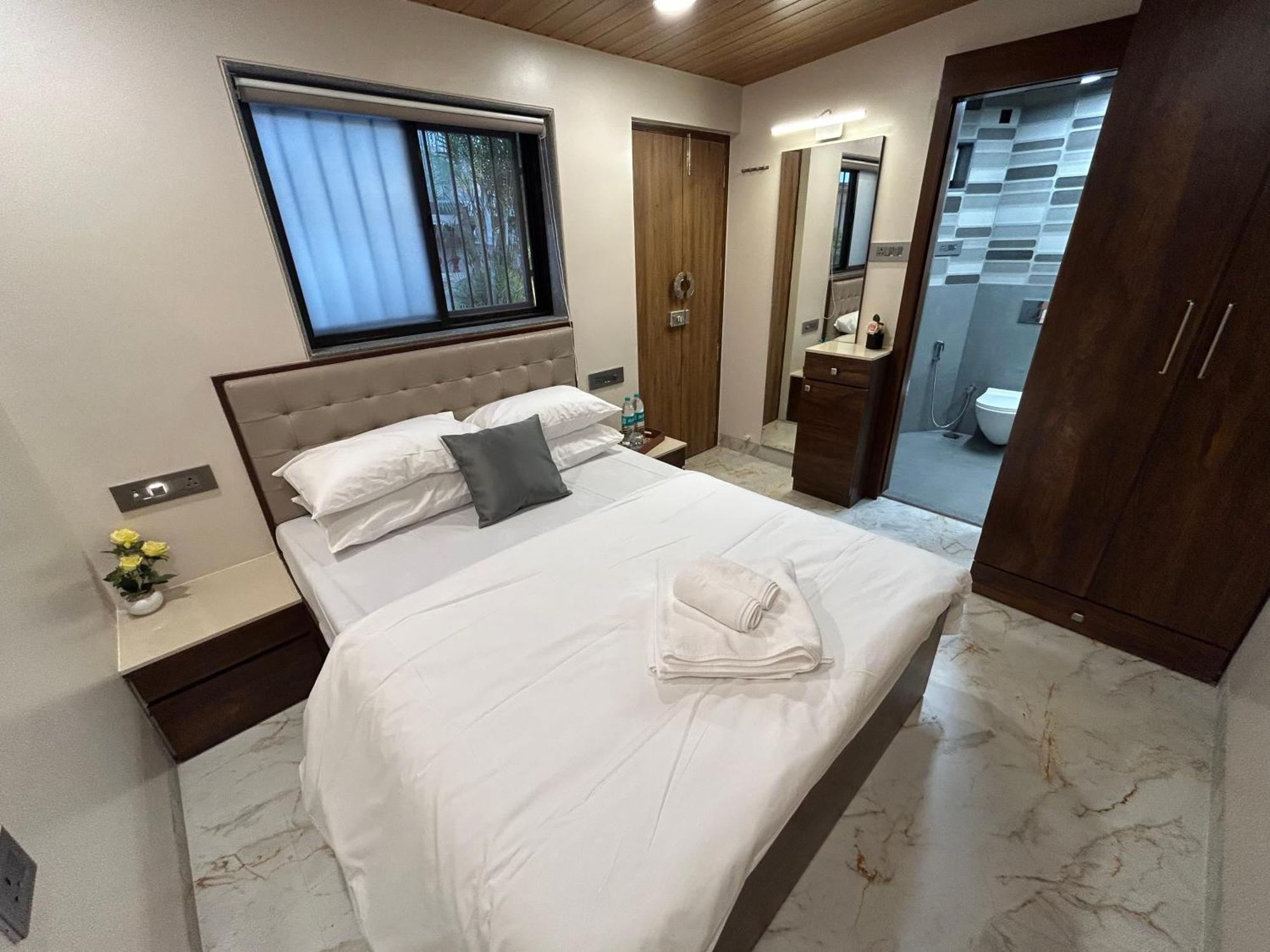 Al Barakah 5 Bhk Private Swimming Pool Panchgani