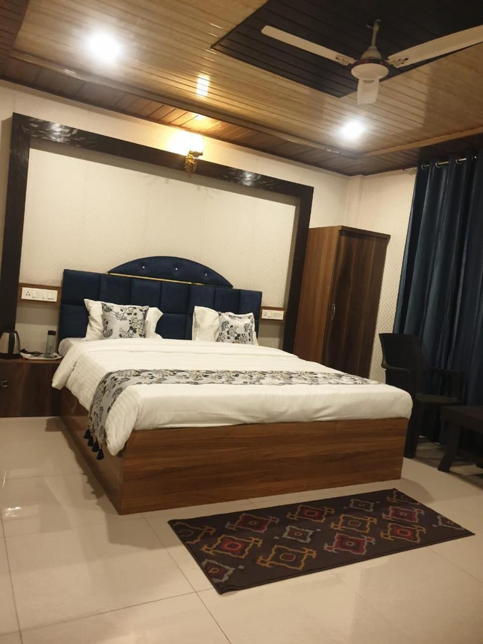 Triveni Horizon 4 Bedroom Villa *