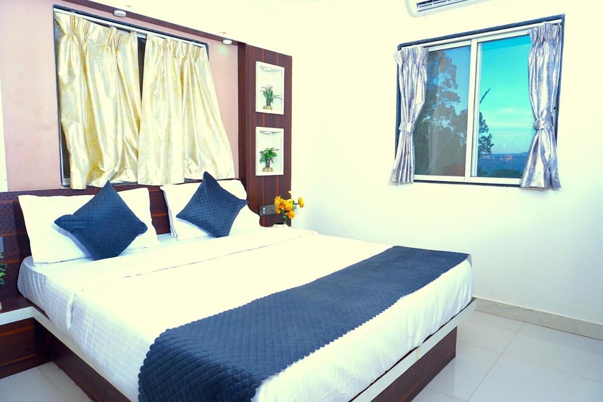 Villa Triveni 4 Bhk Gravity *