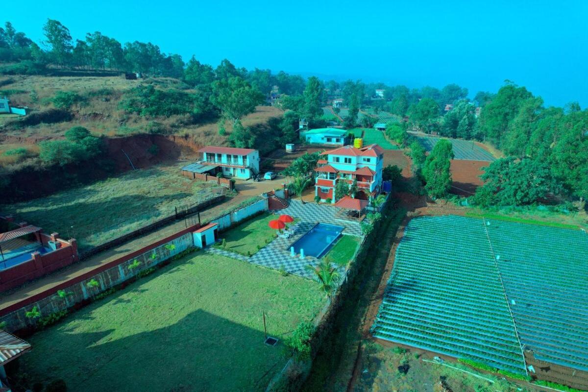 Triveni 4 Bhk Gravity Villa *