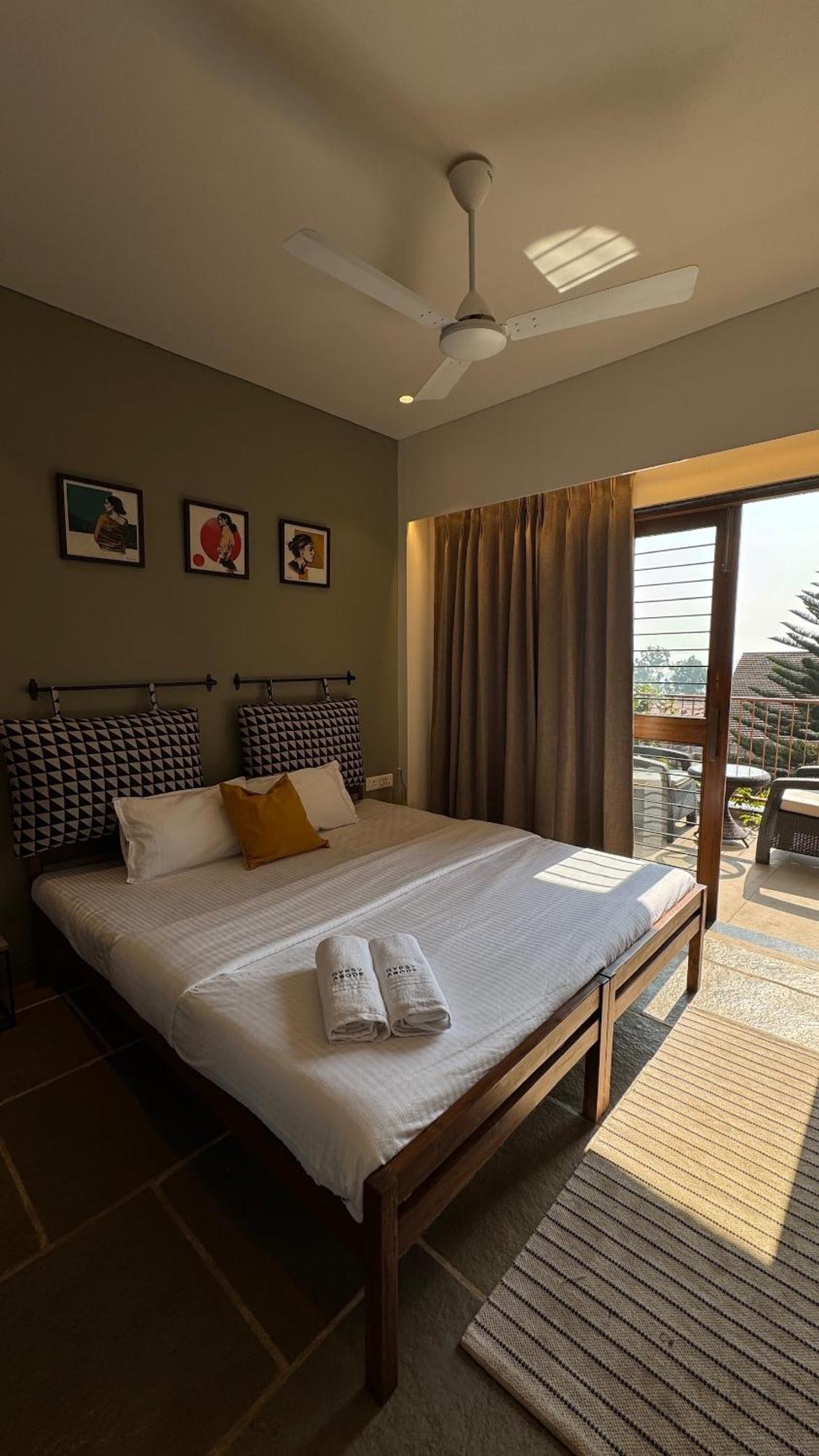 Gypsy Abode Pool * Panchgani