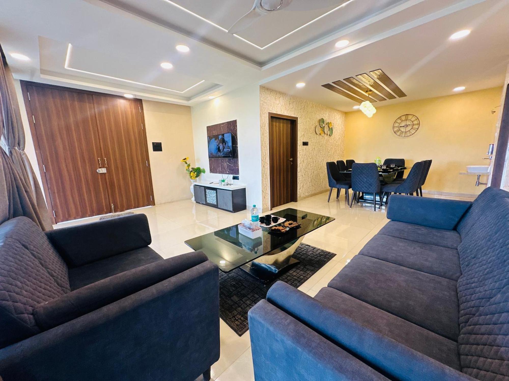 Lifeline Villas - Mirage Valley View Luxurious Villa With Table Land View Villa