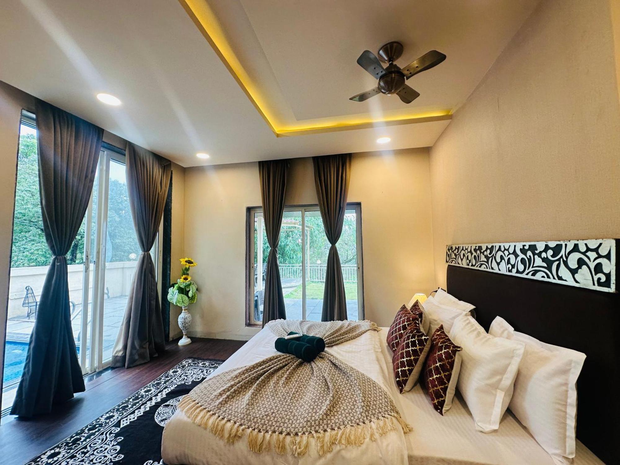 Lifeline Villas - Mirage Valley View Luxurious Villa With Table Land View * Panchgani
