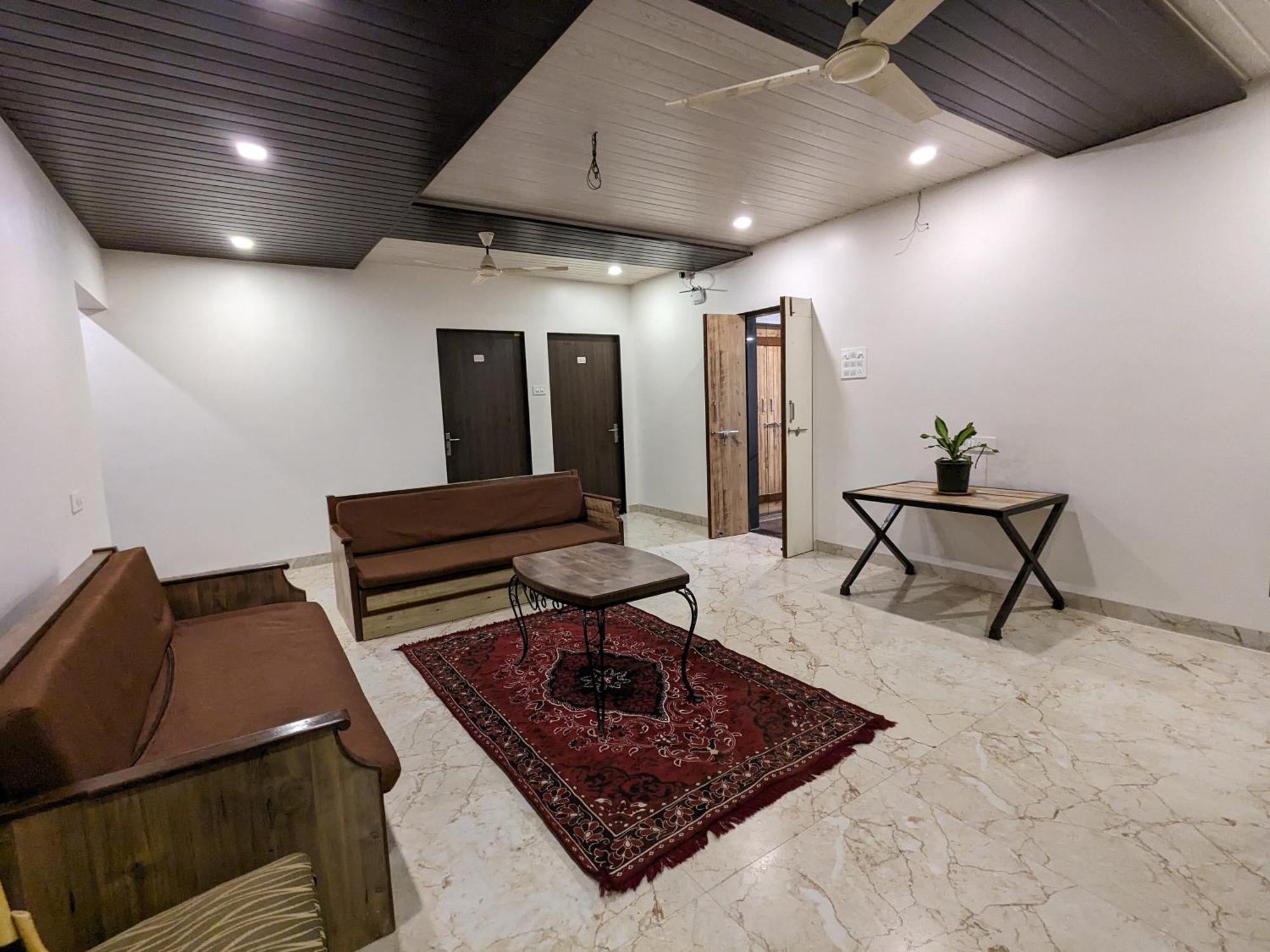 Hotel And Samarth Palace Panchgani