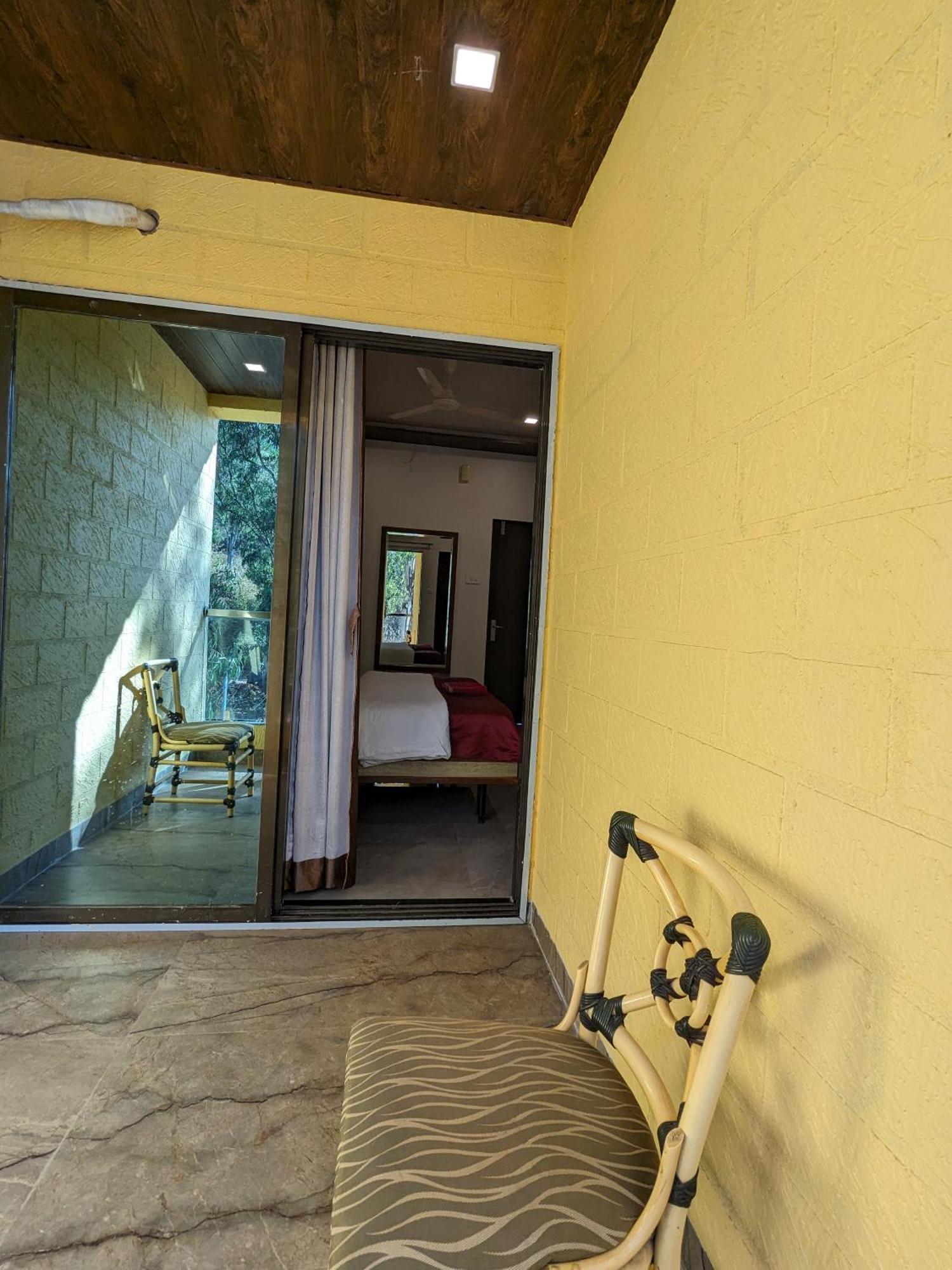And Samarth Palace 3*