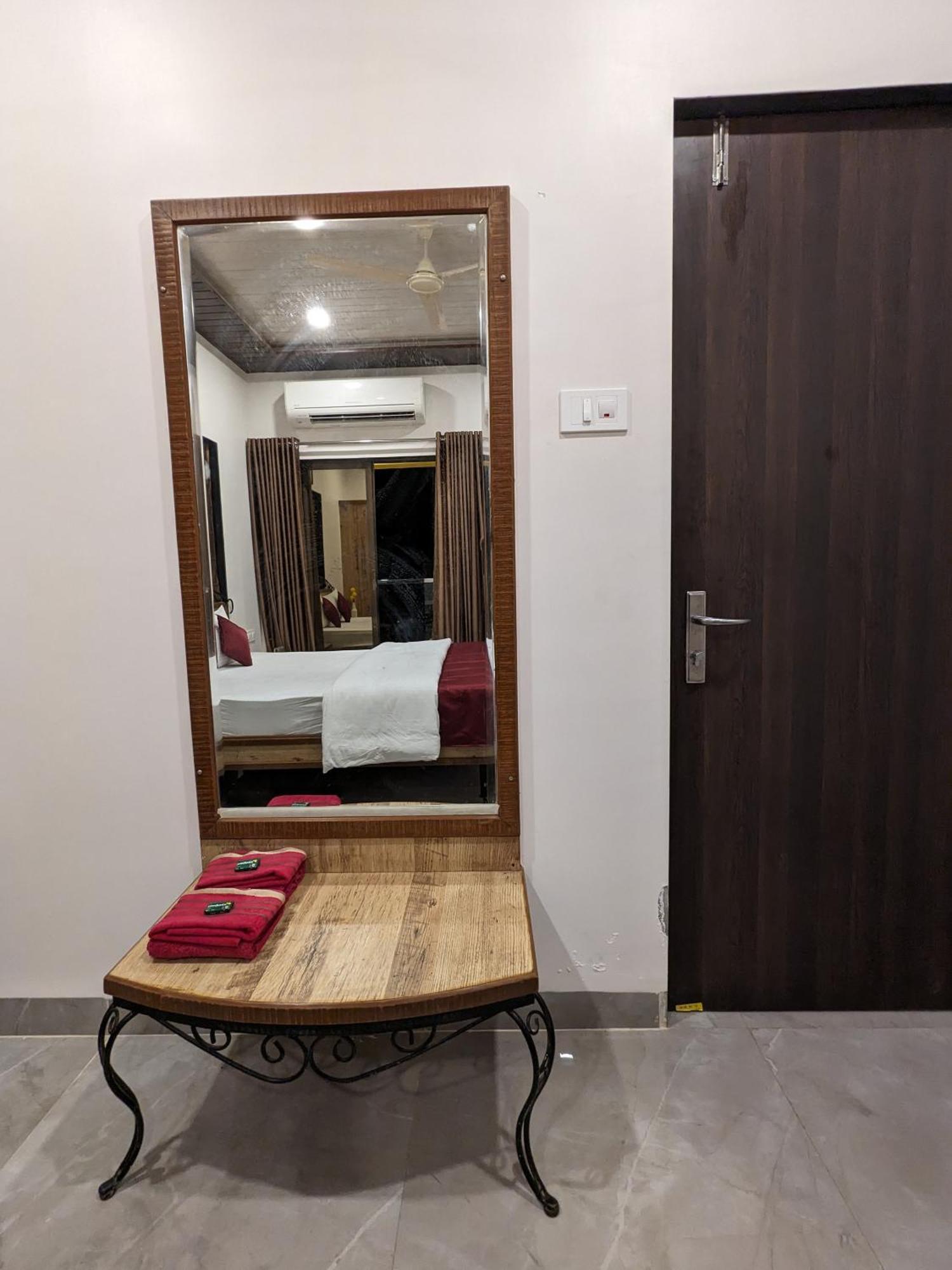 And Samarth Palace Panchgani