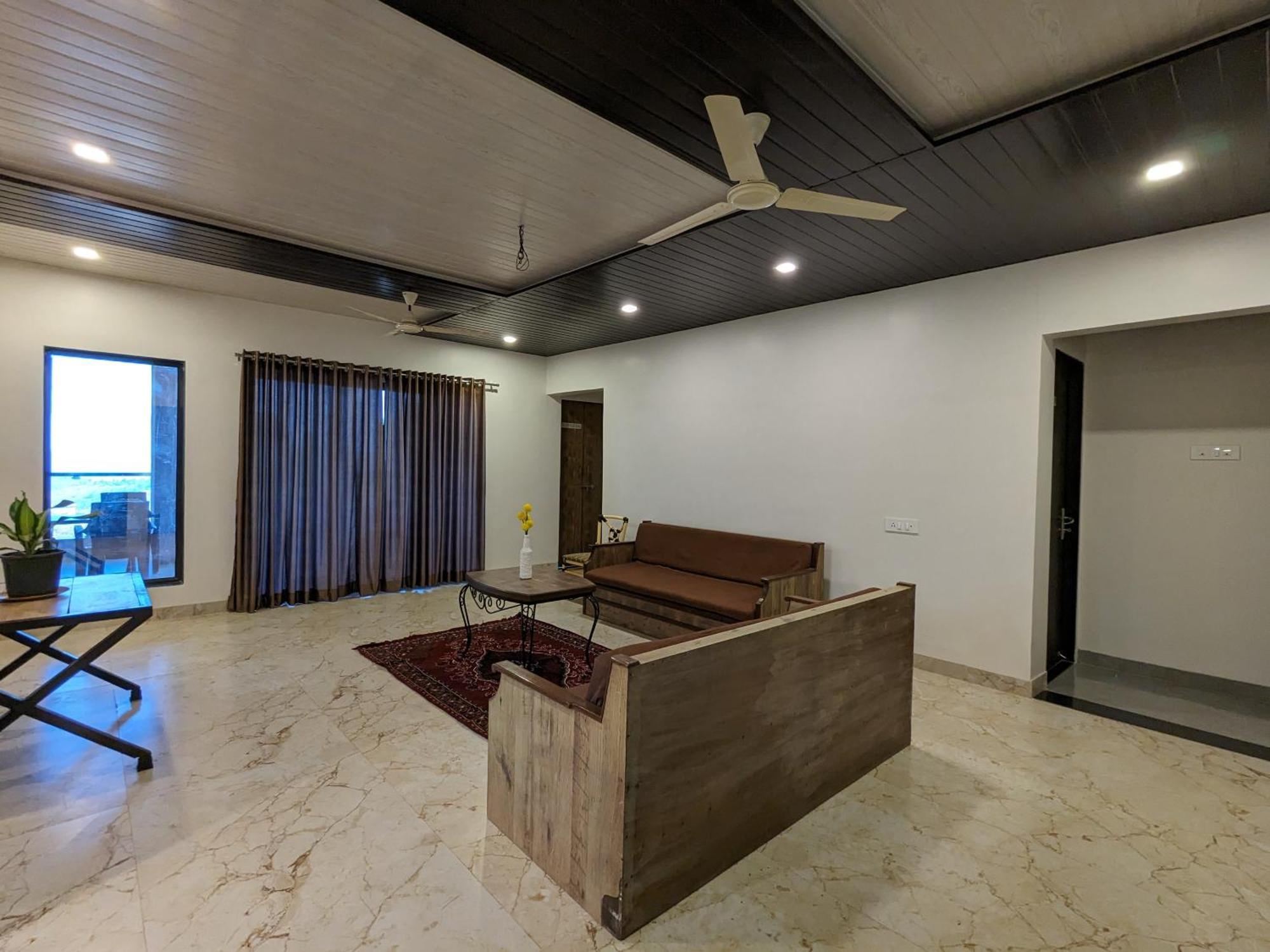 And Samarth Palace 3* Panchgani